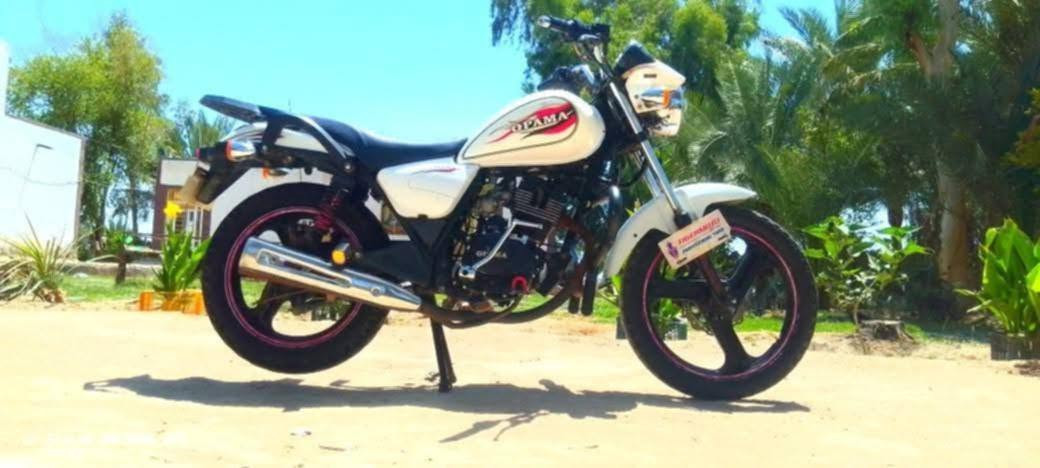 سلام عليكم ورحمه الله وبركاته 🌹
متاح دراجة OPAMA 150cc
الموديل 2020
الون ابيض 
المحرك 150c  وكاله وما بي اي عطل 
السعر 675 وبيها مجال للطيبين 
مكاني الدغاره شراي يجي خاص او يتصل ويدلل ***********
