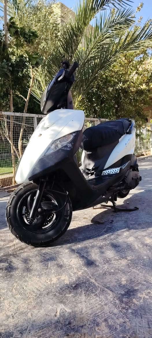 ثعلب للبيع ابلاديه كلشي مابيها كلشي شغال السعر 550 قفل قفلل بغداد الشعله ***********
