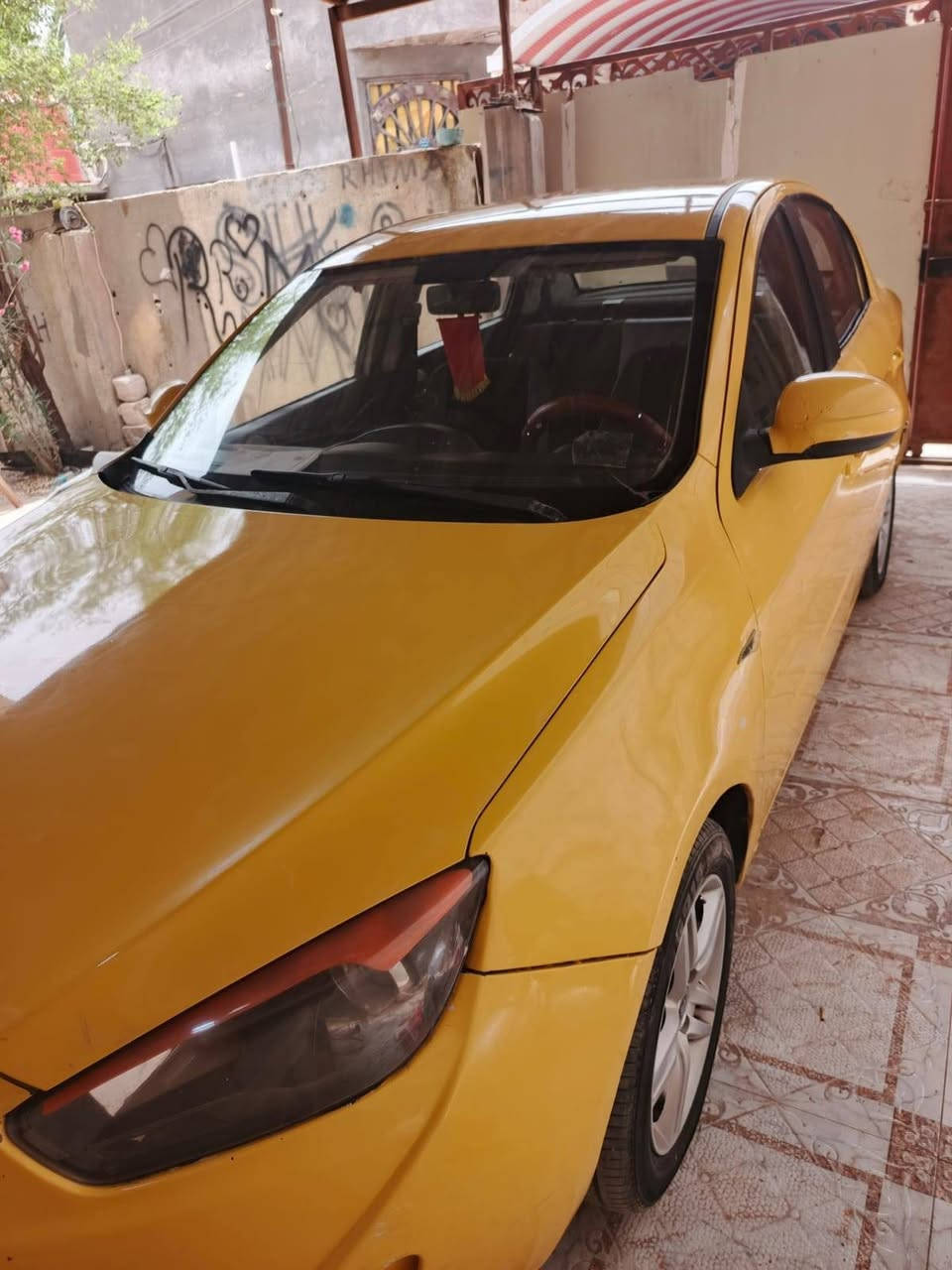 البيع مراوس فاو مديل 14 سعرها40 بيه مجال  سياره  حلوه مكان بصرة خور الزبير
***********
