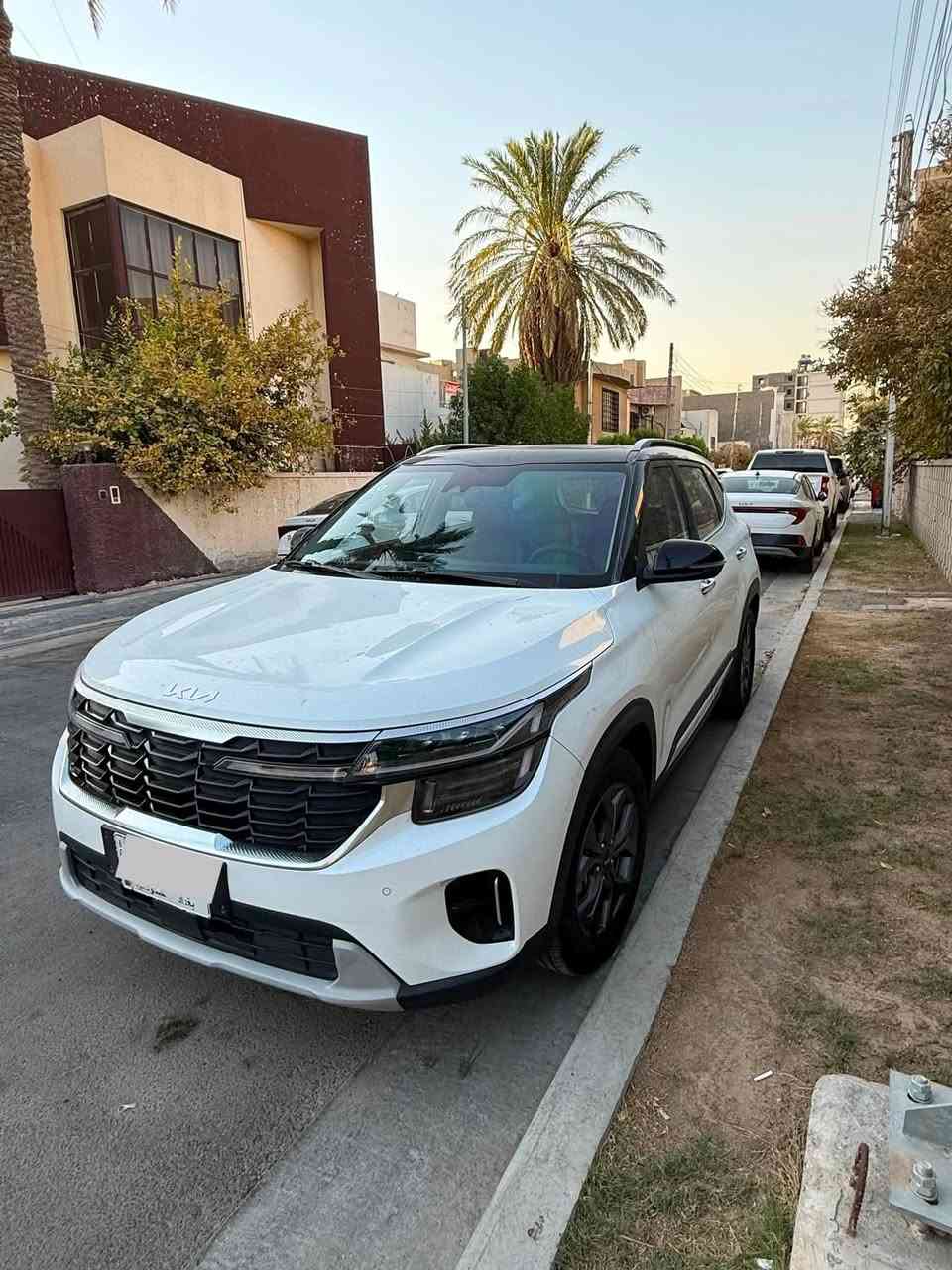السلام عليكم كيا سيلتوس 2023 خليجي للبيع الشكل الجديد ماشية 35 الف فول مواصفات
تو كلر بونراما بصمة جلد كامره شاشة ديجيتال  حساسات تبريد قطعتين بيها هواي موصفات بعد بيها بارد صغير بجاملغ الامامي 
السعر : 152 $ 
بغداد / المنصور 
***********
