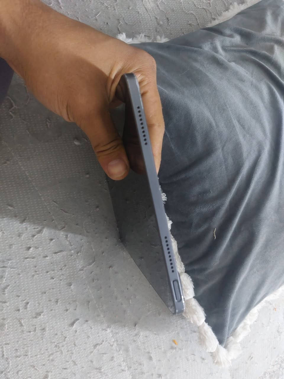سلام عليكم ايباد ريد مجك نوفا 
ذاكره512
ذاكره داخليه 16
ملحقاته كرتونه+كيبل شحن الاصلي 
جهاز نضيف شاشه اي زلغ مابيه استخدام قليل 
مكاني كربلاء 
سعر 750 او بي مجال 
***********
