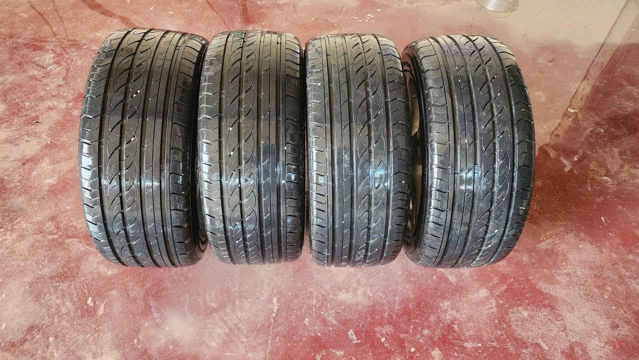 السلام عليكم للبيع ويل مارسدس حجم ١٧ بي تخم تاير جديد ***********
