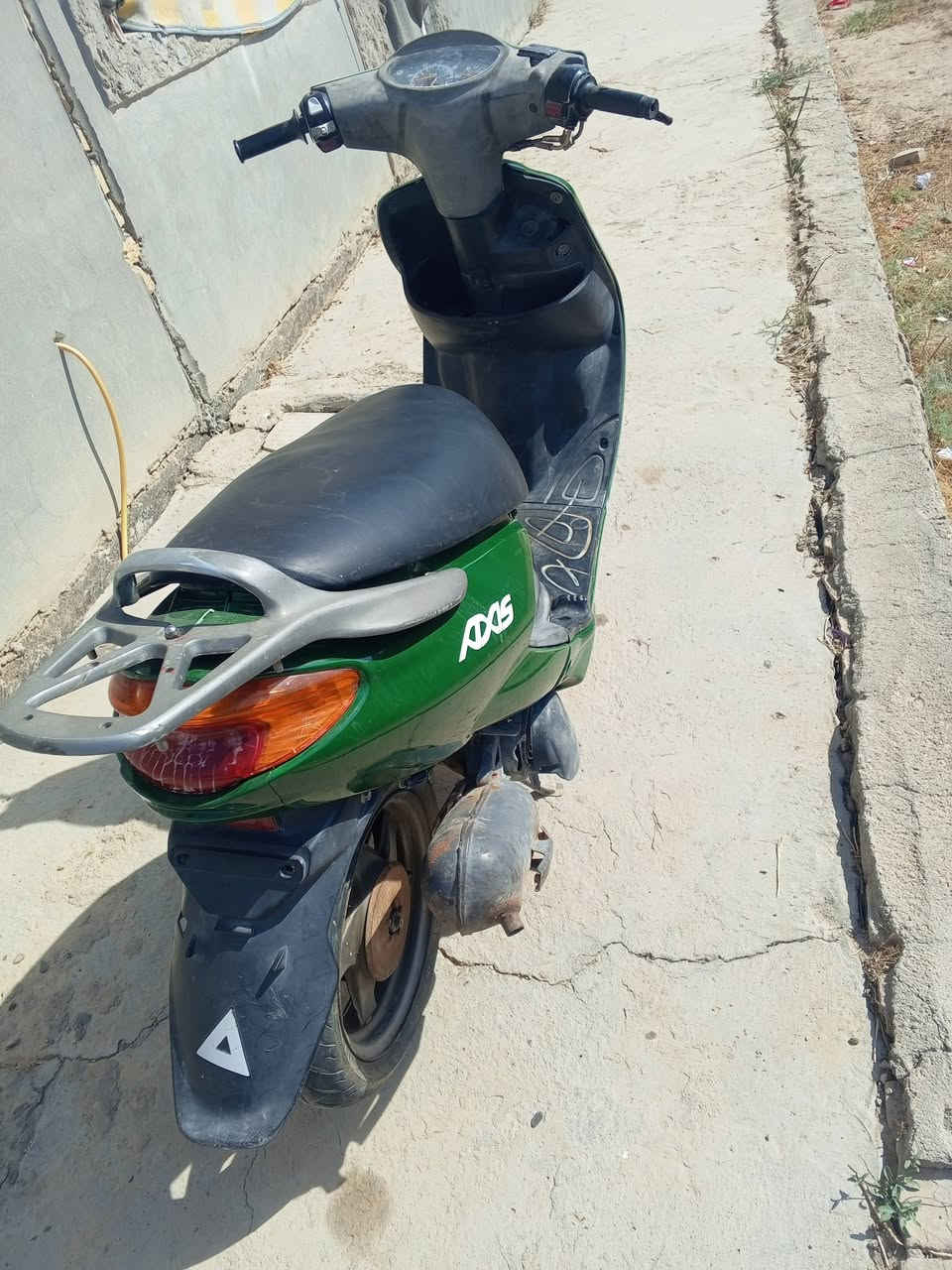 دراجة أكزز ياباني فحل بلادية مامفتوحه سلف هندر كهربيات شلعه معدل ما بيهااي نقص السعر 350الف وبيها مجال لشراي اتصل برقم ***********او مراسلة الصفحه مكاني بابل
