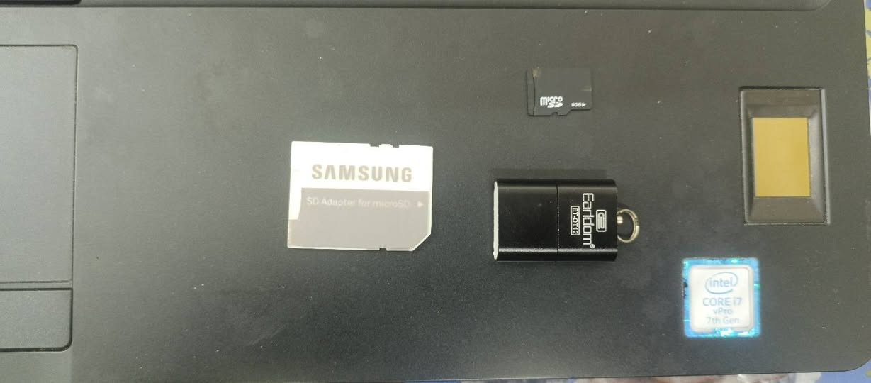 السلام عليكم لابتوب DELL Latitude 5580 
‏المواصفات 
‏كرت الشاشه انفيديا  Nvidia GeForce 940MX 2G VRAM ✅
‏المعالج قابل لكسر السرعة  
‏  CORE I7 GEN 7 7820 HQ VPRO 2.90Ghz
‏تصل إلى 3.90Ghz مع كسر السرعه 💪
‏RAM 8G قابل للتطوير 🆙
‏Storage 256 ssd
‏Display 15.6  FHD 🖥️
خالي من الاعطال !✅
‏الملحقات جنطه + جوستك تقليد اكس بوكس وير ليس سعره 25 هديه 🎁+ شاحنه+ ٢ قارئ رام + رام 8G 
‏اللابتوب صار له سنه مخزون تقريباً ، و الاستخدام شهر فقط ختمت لعبة فورز هورايزن 5 عليه فقط ، سبب البيع محتاج فلوس افتح بيهن مشروع السعر 400 الف 💵 وبيه مجال ادخل خاص و تدلل او على الواتس آب  ***********
‏عندي توصيل 
‏
