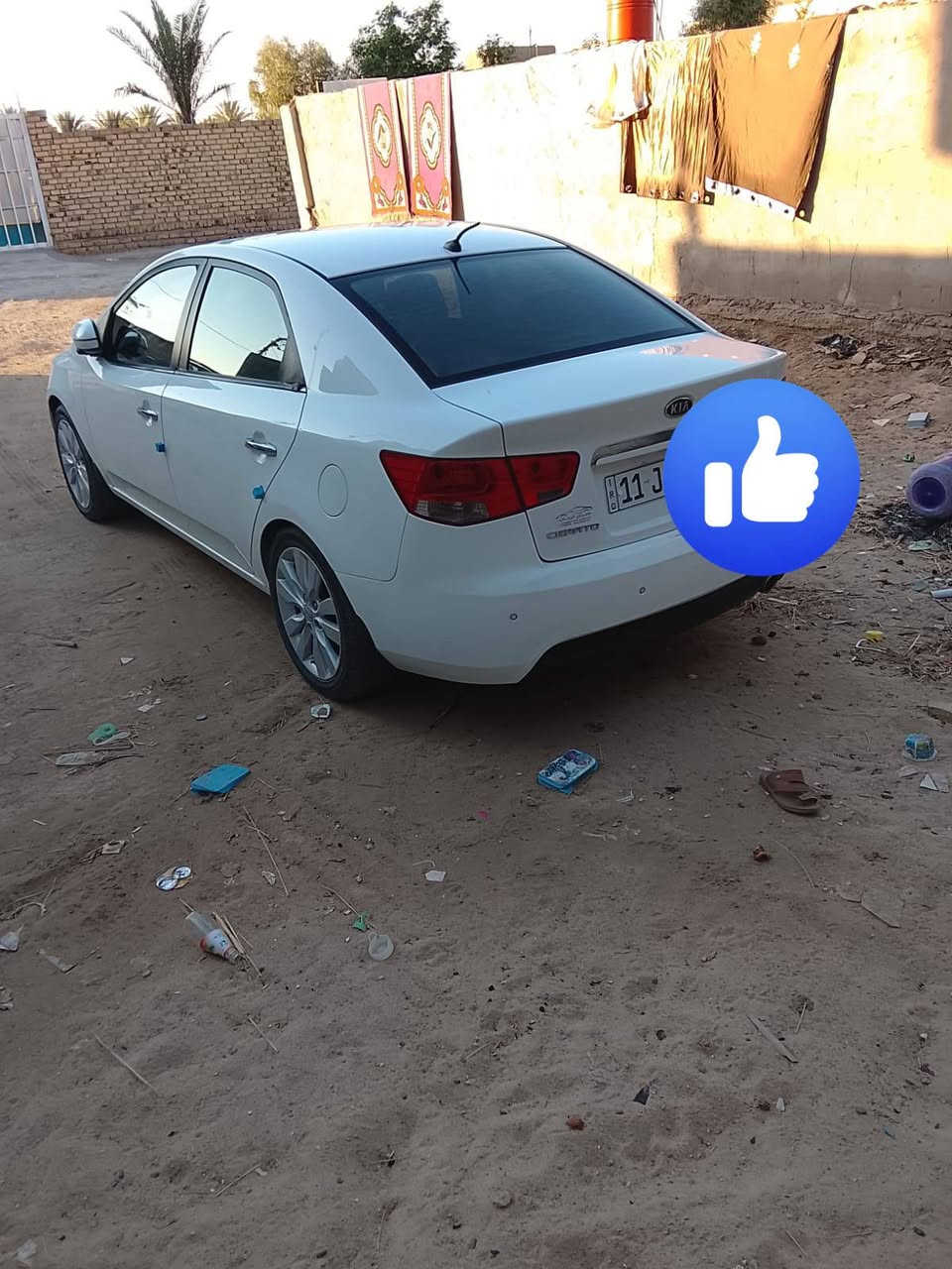 السلام عليكم كيا سيراتو ٢٠١٣ مكان بابل  حله  ورديه  السعر ١٠٥ وبيها مجال السيارة بيها بارد بصيط بلجاملغ السايق  الاستفسار الاتصال***********

