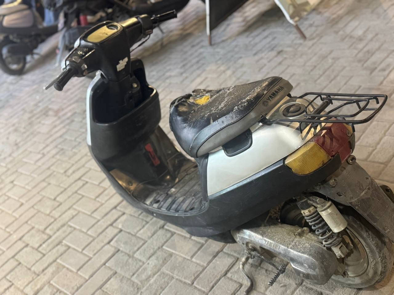 دراجة بطة للبيع نضيفة محركها نضيف مفتوحة مرة وحدة كهربائيات كلها شغالة السعر 250وبيها مجال العنوان مسيب
***********
