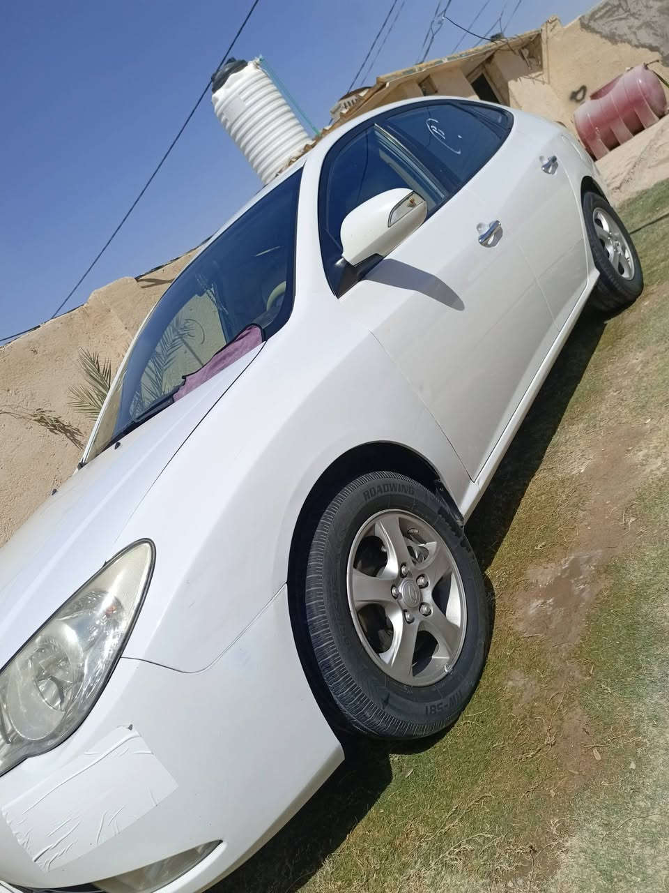 للبيع النترا خليجي موديل 11 رقم اربيل تحويل أو وكاله 
سياره جاهزة مكينه كير حداديه تخم تاير جدد تبريد ثلج 
فول عدا الفتحه اشاير شاشه تحكم حساسات خلفيه 
دوشمه مكينه. 1600 دكشن عالي دوش 
بيه جاملغ خلفي أو قطعتين صبغ 
سياره جديده أو جاهزه من كلشي. سنويه نافذه 
السعر. 84. او بيه مجال قليل بيع مستعجل 
للاستفسار ***********. مكان نجف طريق كربلاء نجف عمود 240. غير متواجد نت. ماراوس فقط بيع
