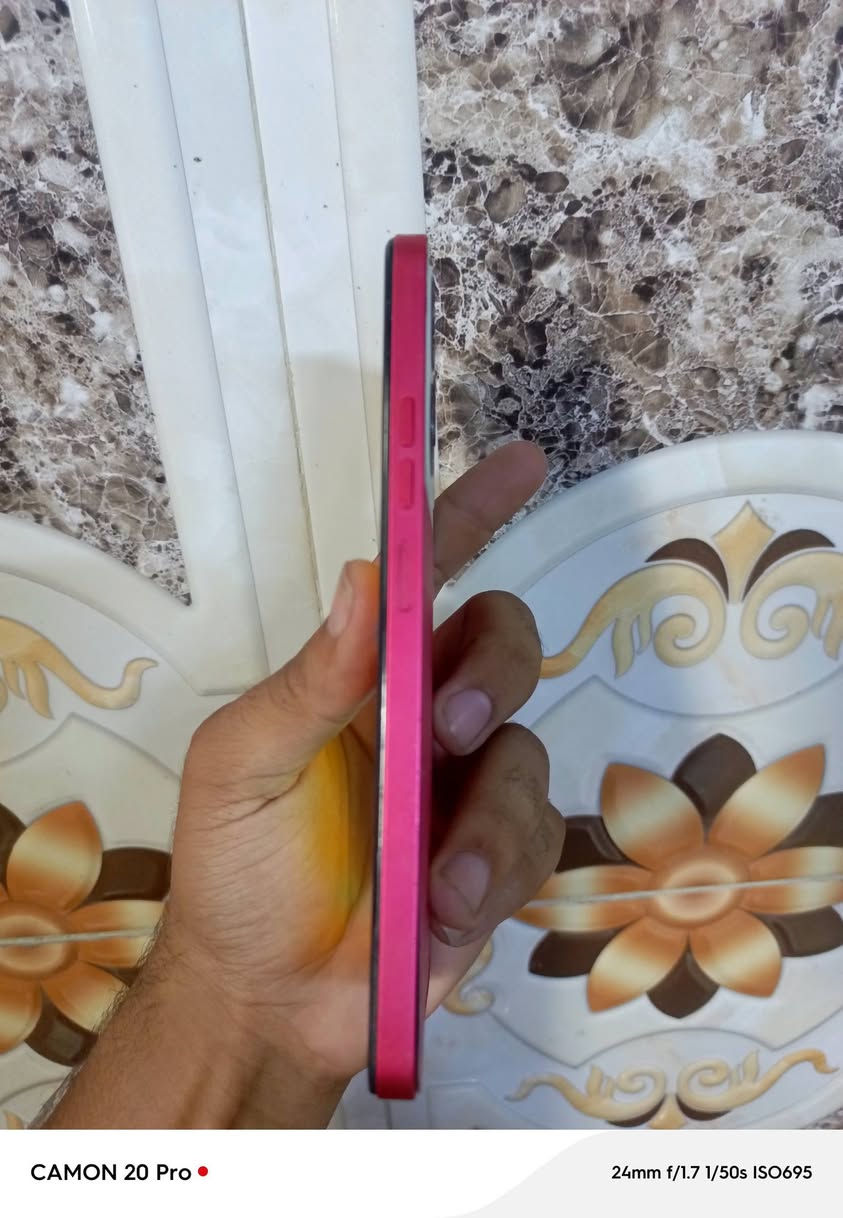 تكنو سبارك 10 برو
ذاكره 256 رام 8+8
مكاني بغداد مدينه الصدر 
السعر 110
‏ *********** ‏
