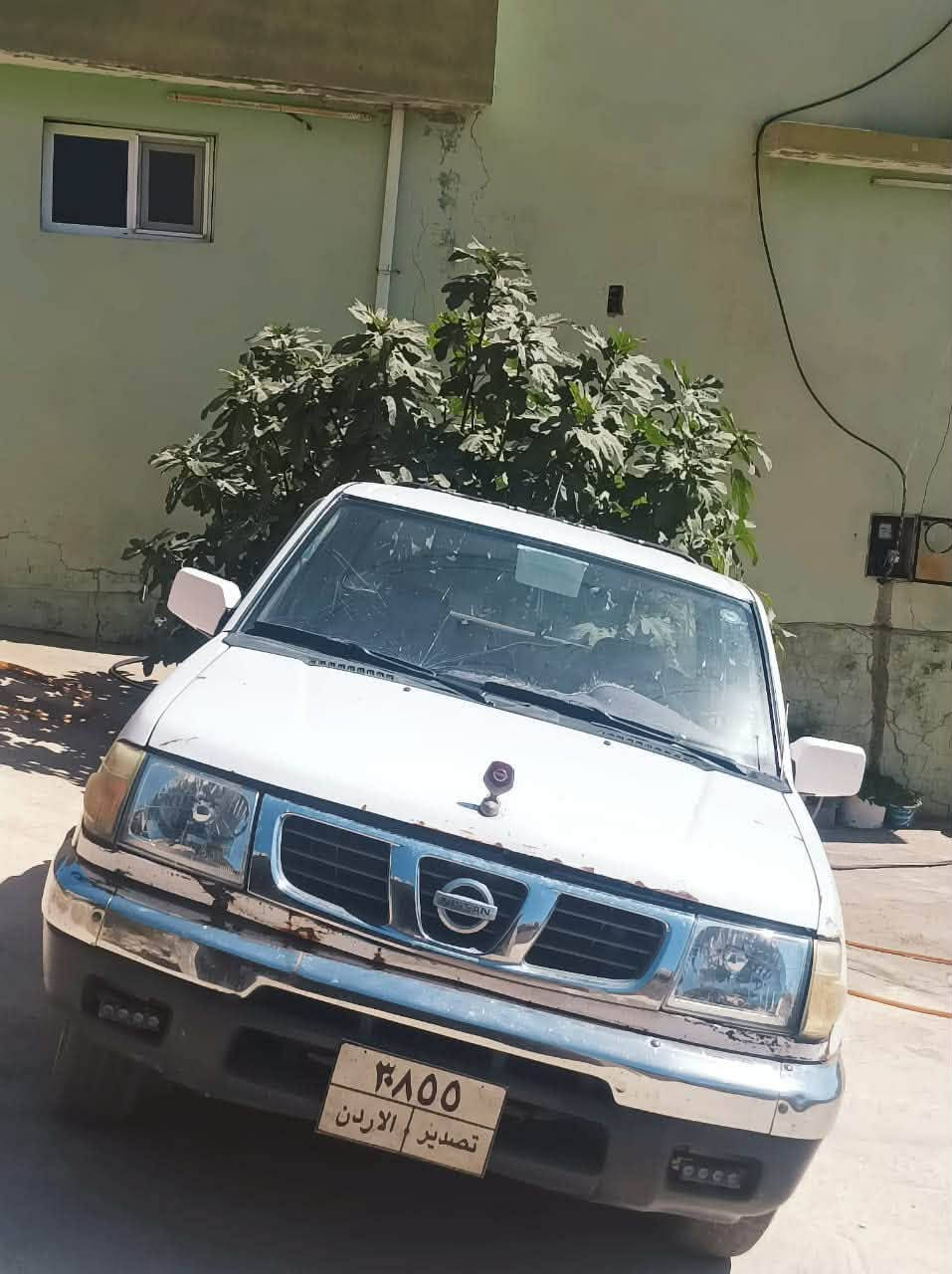 نيسان موديل 2012 
بئ بوياغ 
جام كاره بايي
ته بريد
عنوان ئاكرئ
***********
