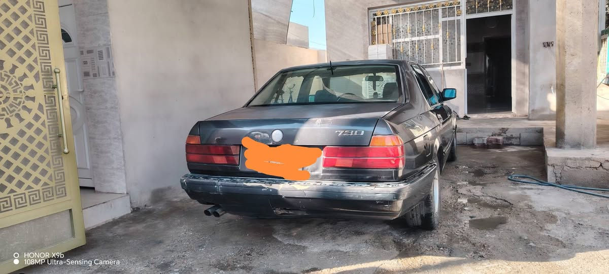 السلام عليكم
من رخصة الادمن المحترم
BMW 730.
موديل 1993
رقم بغداد الماني صاحبها موجود بالدجيل
سنويتها منتهيه
تريد ادامة بلكات ونوزلات
السياره شغاله بس بيها خربطه مال بلكات ونوزلات 
كير بحاله  جيده
ابيع مال تعمير
سعرها 36 وبيها مجال بسيط
***********
متواجد واتساب ومازنجر

نص مكتوب في الصور:
- HONOR X9b
- 108MP Ultra-Sensing Camera
