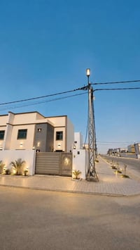 مجمع الاميرات٢ • ٢٥٠م • ٣ ماستر