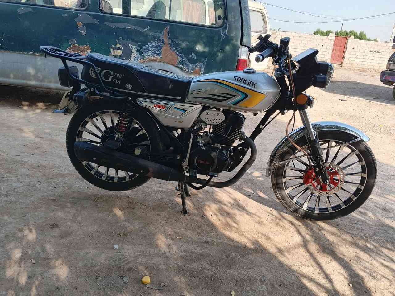 للبيع كفاله ضاقطه وزنجيل 25 رايدهة ب 875
