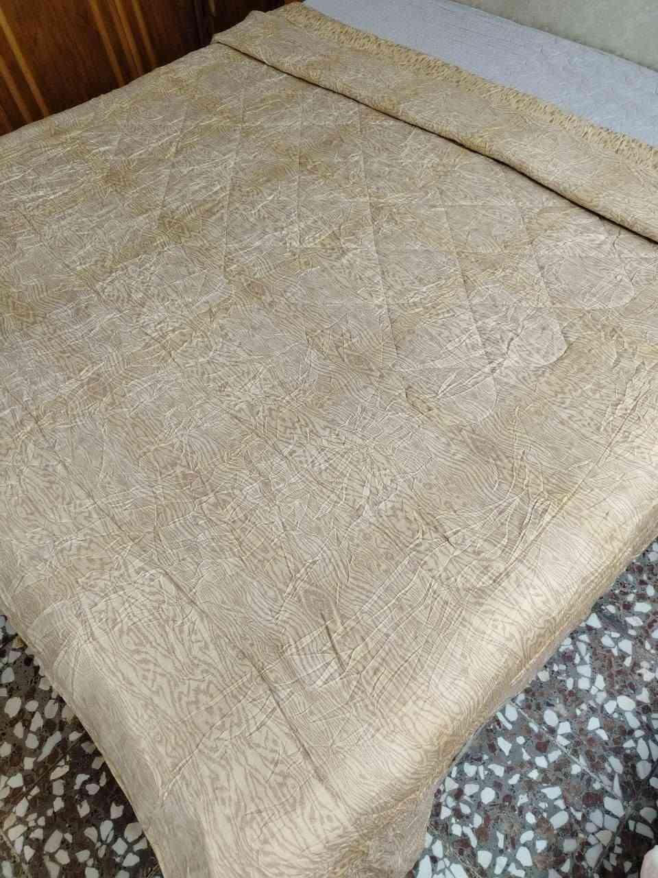لحف • ديباج • نفرين