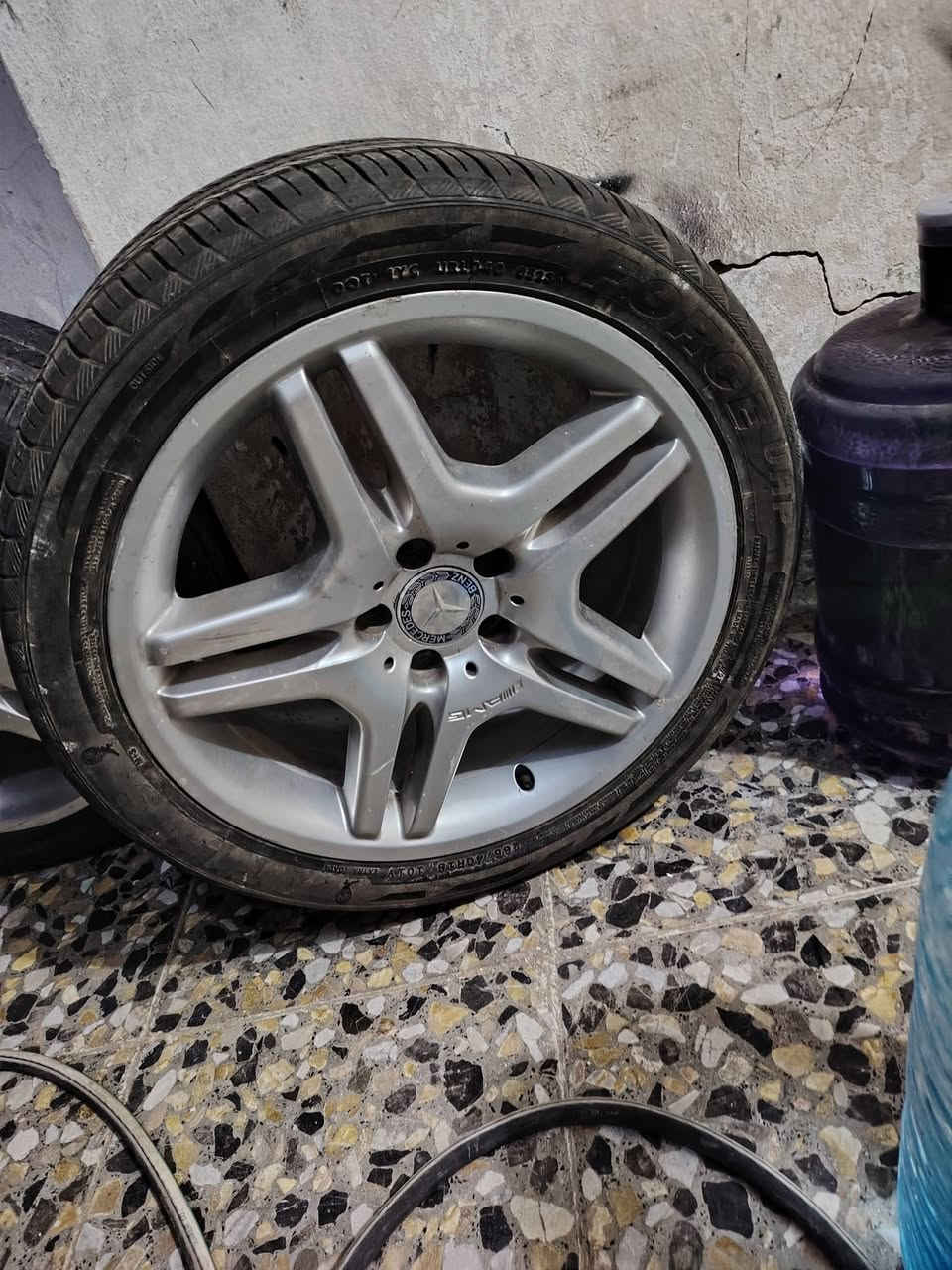 مرسيدس AMG • تو سايز • مجال