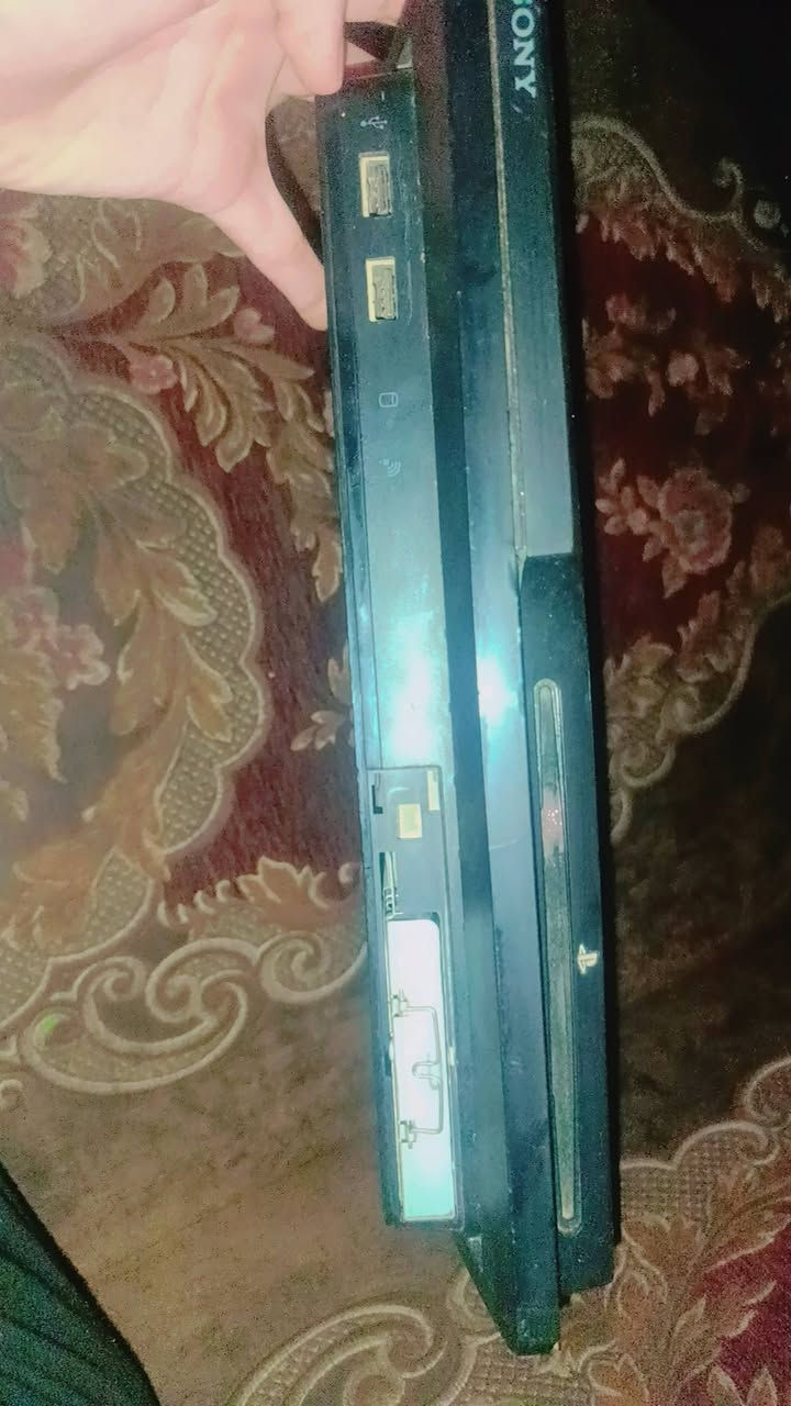 السلام عليكم عندي بلي 3 سلم جهاز نضيف فقط يشتغل بتحويله اجدي وياه يده2 بي تقريبا 25 لعبه هارد داخليالسعر 80 بي مجال بسيط عنوان بغداد مدينه الصدر ***********
السلام عليكم عندي بلي 3 سلم جهاز نضيف فقط يشتغل بتحويله اجدي وياه يده2 بي تقريبا 25 لعبه هارد داخليالسعر 80 بي مجال بسيط عنوان بغداد مدينه الصدر ***********
