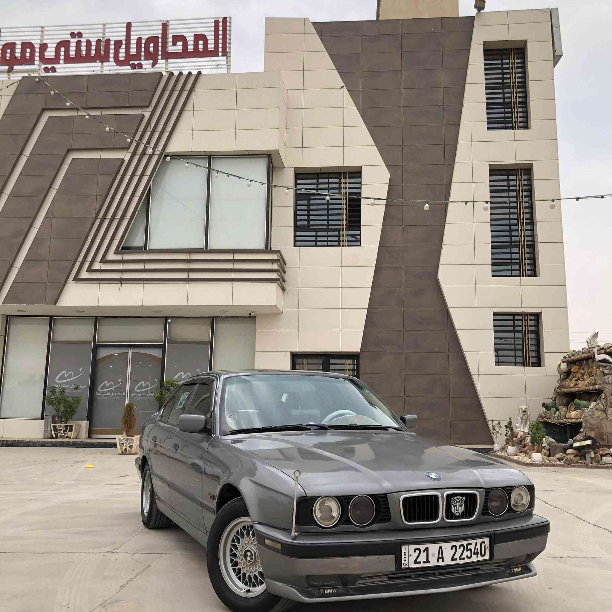 بي ام 525 • ١٩٩٢ • رقم سليمانيه