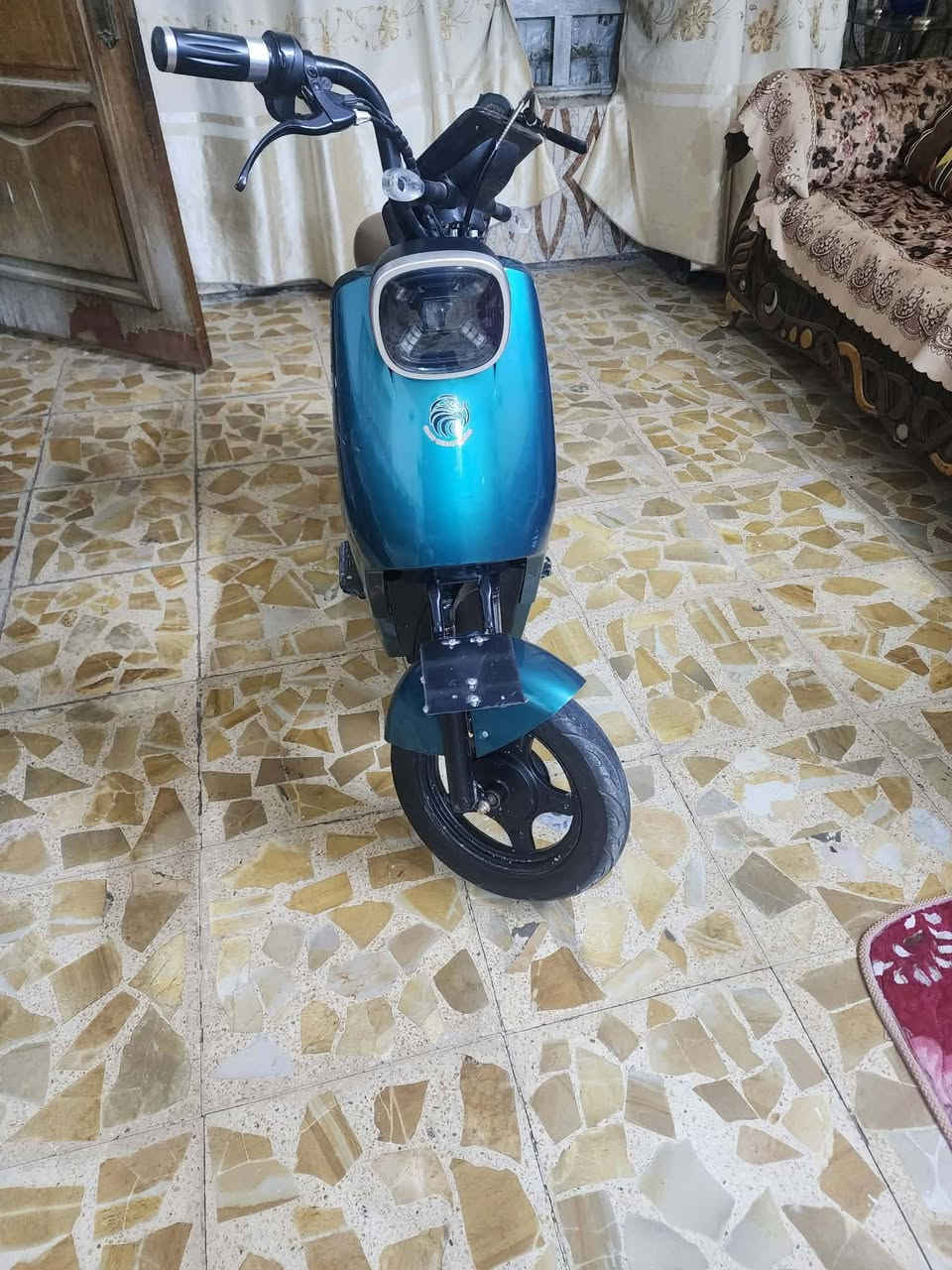 دراجة شحن • مستخدمة شهرين • بطاريات جديدة