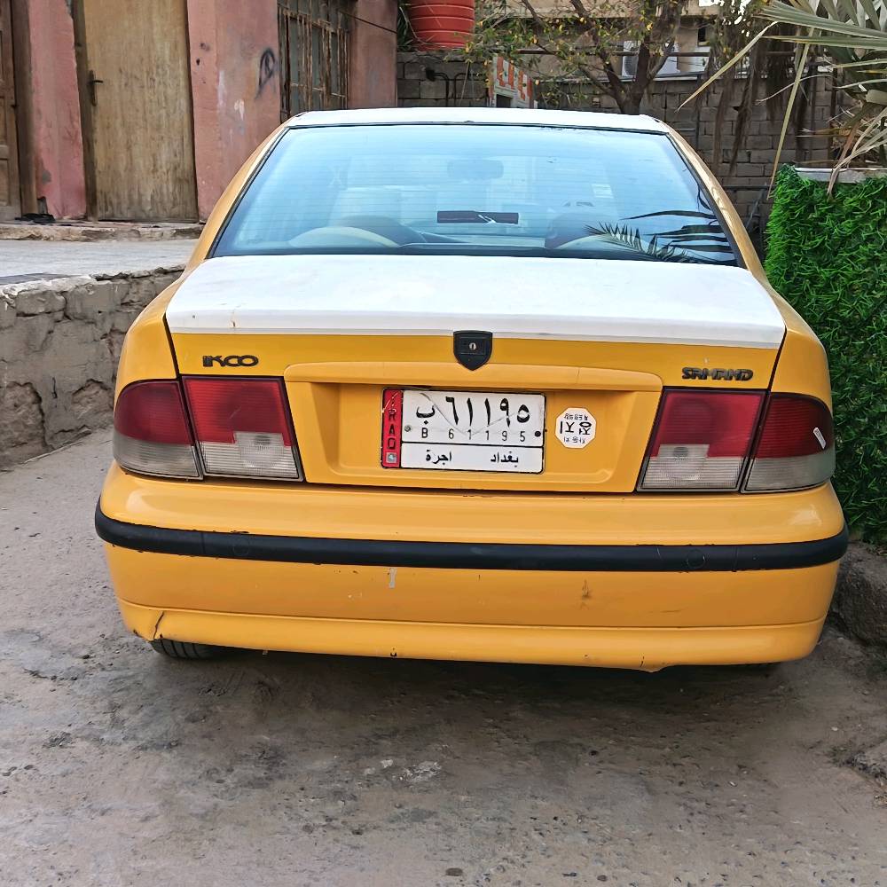 سمند 2021 للبيع 
السعر 35 و بيه مجال للشراي 
كير و مكينة جديدات 
و السيارة كاملة من كل النواحي 
بس حدادة نص عمر 
و ضربة بسيطة بالباب مثل ما موضح بالصور 
العنوان البصرة ابي الخصيب مهيجران 
الاتصال على الرقم ***********