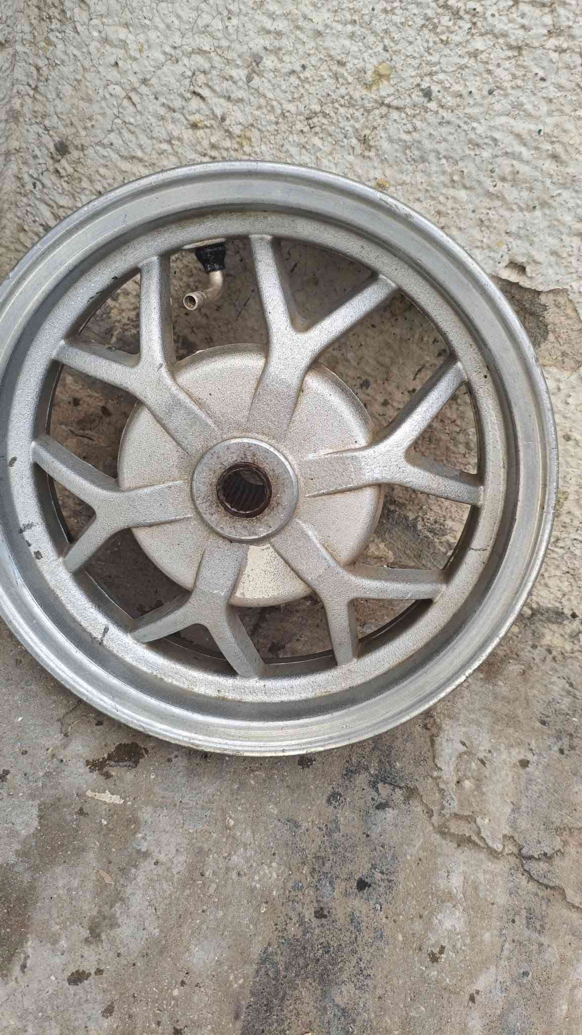 السلام عليكم من رخصت الادمن اوياله اصليه للبيع مكان كربلاء قيم وخذهن
