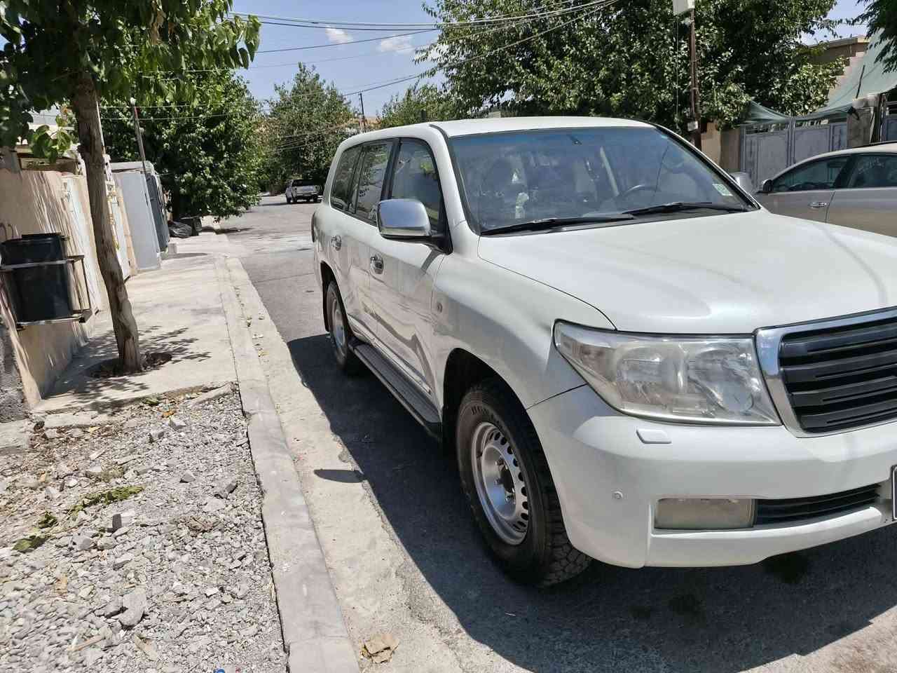 بؤفرؤشتن يان گؤرينه وه وه نه وشه مؤدئل ٢٠١١ مانگى ٦ لؤك لؤكه داعامى بؤداعامى به شه رت ئي مالى خؤمه نموونه يه بئ ده عمو لئ دراوى جوار تايه ى لؤكه گئرو مه كينه ى به شه رت ئي مالى خؤمه مه كينه ى نه كراوه ته وه ته بريد به شه رت ده بل ئه كسل به شه رت گئر عادى فول عاديه كؤدى هه يه باركؤديشى وه رگرتووه تايه و ويله كانيشى لؤكه بؤپه يوه ندى ***********
