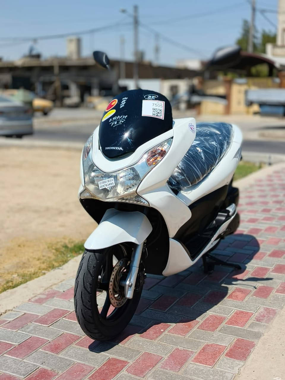 سلام عليكم....
دراجة (PSX)...(جيل الاول)  
🛵للبيع  
دراجة شلعه معدل كهربائيات كلهه شغاله 
دراجة جديده  بلادية
أي نقص مابيهة
جيب فيتر وتعال افحص
العنوان بغداد مدينه الصدر قرب مطعم ليمونة🍋 الاستفسار الاتصال على الرقم 📞 ***********
