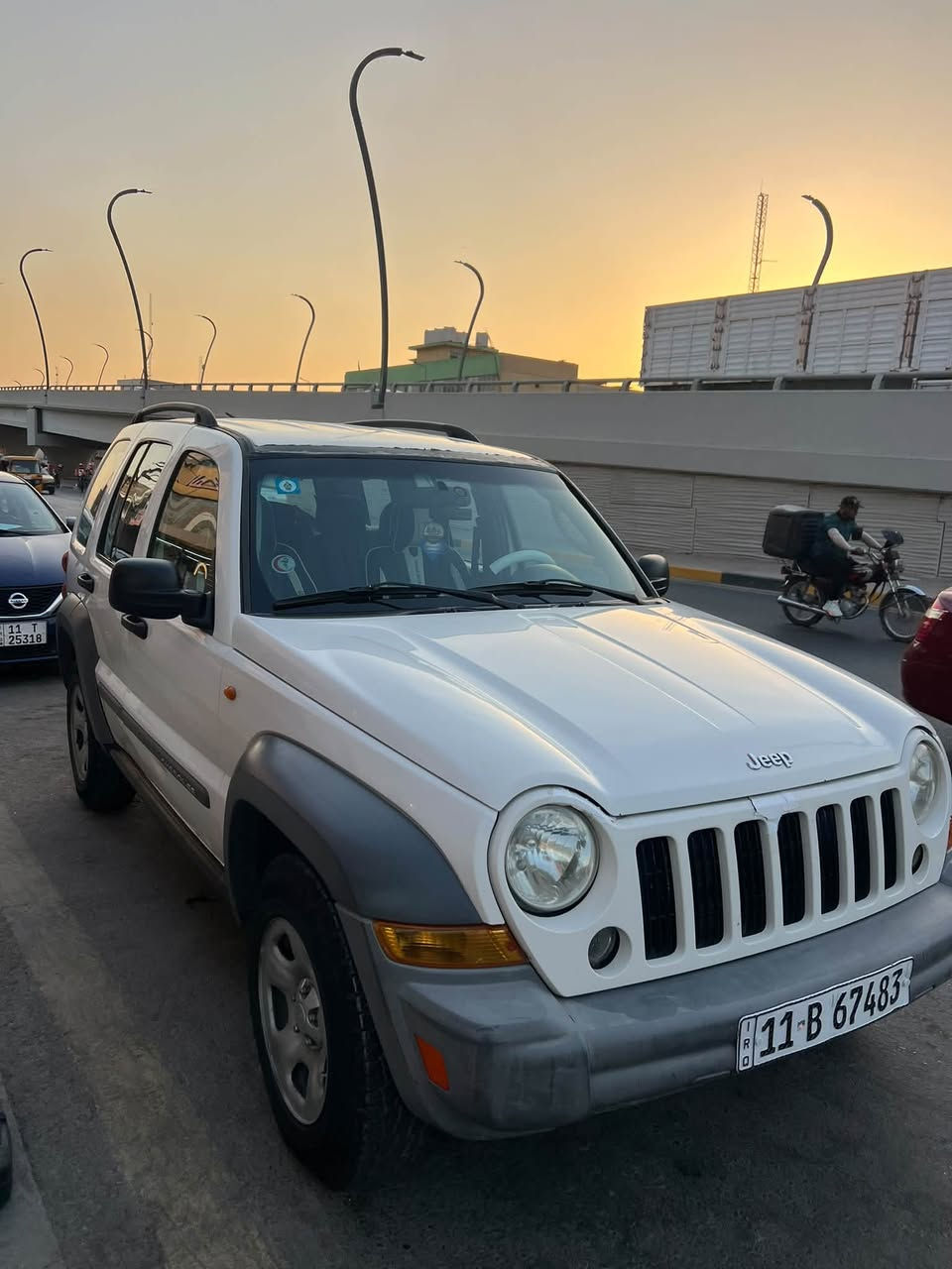 السلام عليكم للبيع جيب لبرتي 2006 السياره كلين كفاله عامه
كير مكينه تبريد حداديه 4X4 فور ويل شاشه اندرويد كامره خلفيه رقم إنكليزي تحويل ثاني يوم تخم تاير جبلي السياره نضيفه ومال بيت السعر /85 وبيها مجال باسمي/*********** بغداد زيونه للعلم السياره خليجي وبدون قطره صبغ
