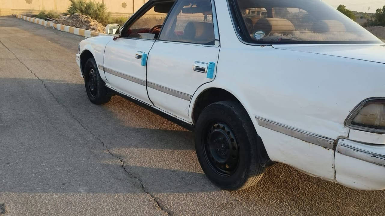 سلام عليكم للبيع مارك 1991 سياره مكينه كير حداديه تخم تيرات كهربائيات كله شغاله سياره حلوه ونضيفه مال جناي وشري بيه خير ويدلل مروس ترهم العنوان ناصريه قضاء الاصلاح سعر 25 وبيه مجال @ *********** @
