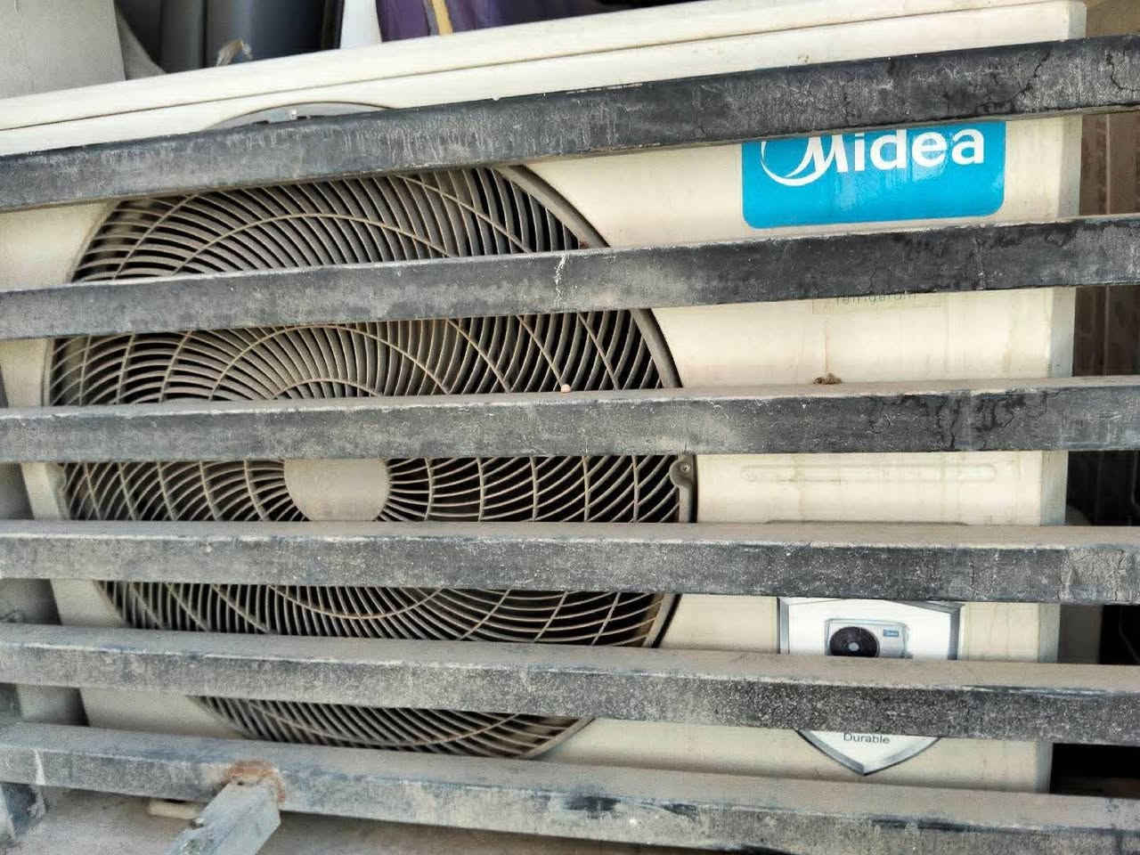 للبيع 2 طن شغال 
سعرة 600 وبي مجال للاستفسار الاتصال على الرقم التالي 
***********
