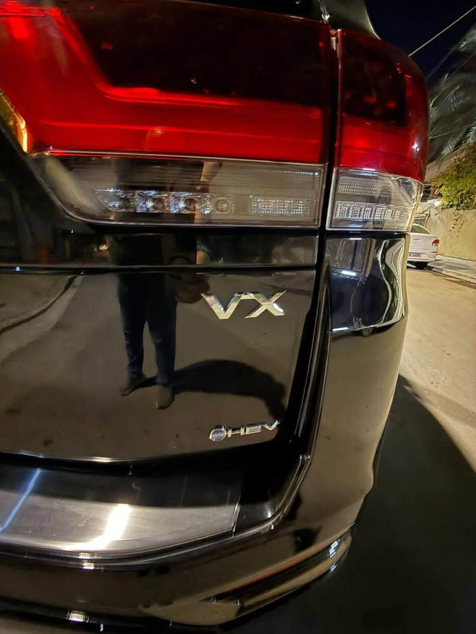 السلام عليكم
البيع لاندكروز موديلها ٢٠٢٥ ساز ام الضمان  
مغلفه ppf ضمان 
مواصفات السياره VX. تون تيربو هايبرد HEVعالميه السياره
مواصفات VIP السياره الي جانيه يعرف قيمت هاي سياره تموت
رادار امامي وخلفي وجانبي وتحديد مسار ونقط عمياء ومانع تصادم و5 كامرات محيطيه و شاشه اصليه وسماعات JPL
ترايش نيكل نفخ والسياره لون الاسود المفقود من السوك 

ماشيه السياره 14 الف km تبديل في شركه ساز 

مكاني بغداد وتواصل ع رقم 

مكاني بغداد وبسمي ورقم بغداد
***********
