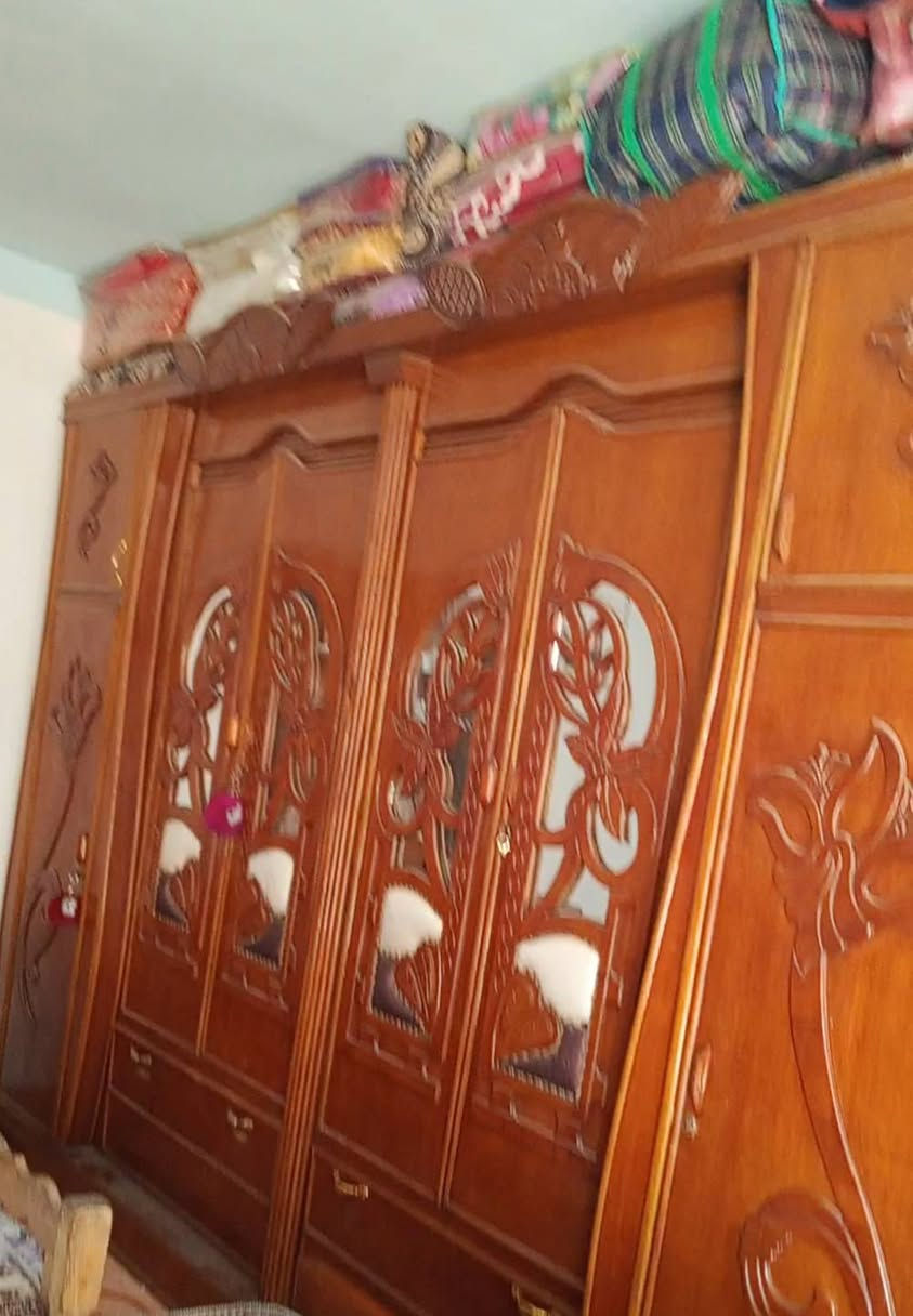 غرفه جديده مستعمله قليل  للبيع في بابل
السعر ب مليون أو ربع بيها مجال 
رقم التلفون ***********

نص مكتوب في الصور:
- ٢٠٢٦/٠٩/٢٣ -> ١٠:٤٠ ص