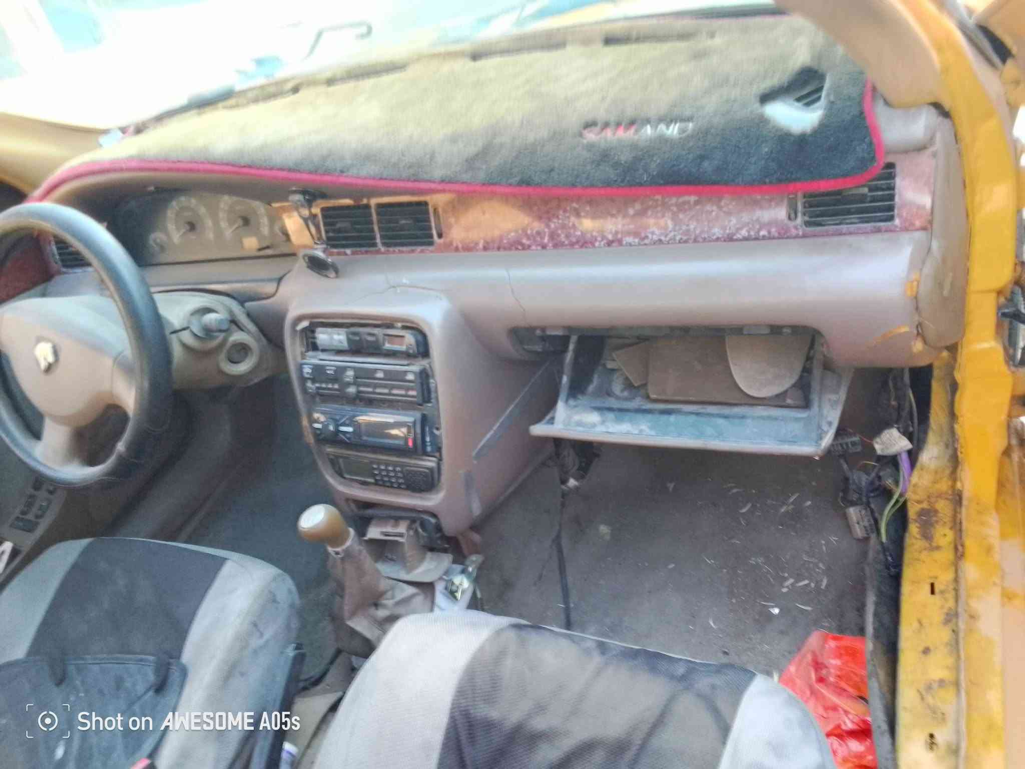 سلام عليكم سمند موديل 11سيارة مابيهة خياسات نضيفة بيهة ضربة بل جاملغ امامي مبدل وبنيد فقط سيارة مصفرة هية وغرامات سيارة عوزهة ولفات عوجتهن وتركتهة ماصلحتهة متوازي على بيعتهة ب18وبيهة مجال مكاني بغداد حي الجهاد ***********وتساب

نص مكتوب في الصور:
- Shot on AWESOME A05s
- 33/619 Shot on AWESOME A05s