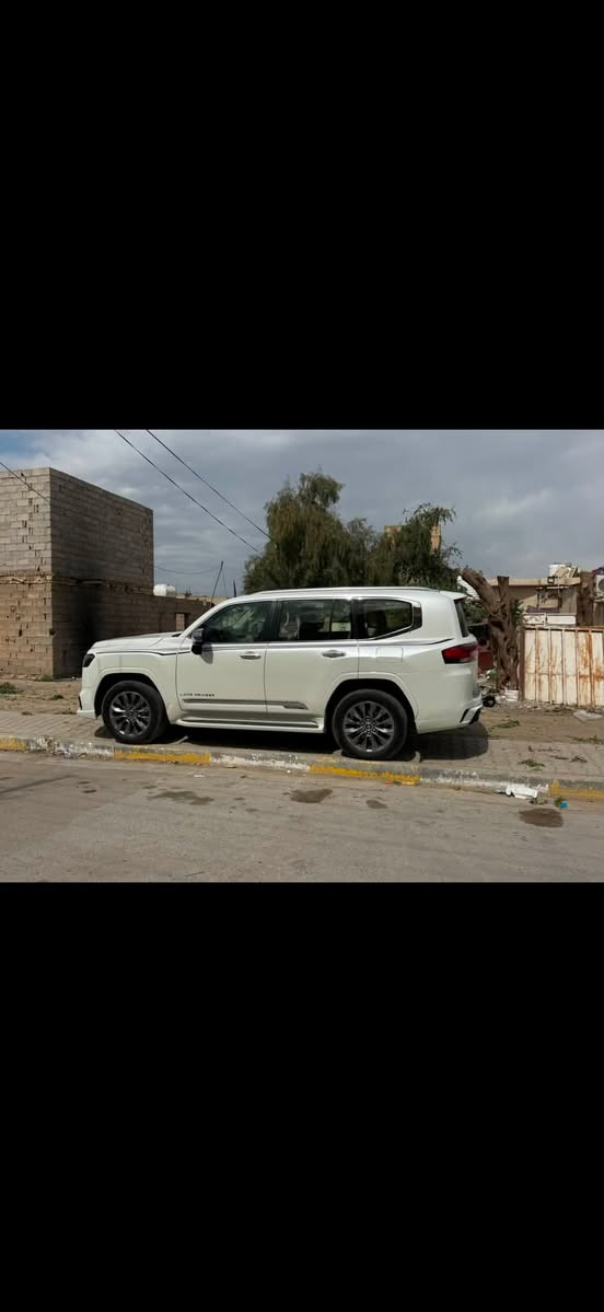 سلام عليكم
للبيع GXR موديل 2022

فول مواصفات (( ساز ))

ماشية 91 كم 

بيها فقط بشفت البنيد 

صبغ علة كد شبرين والباقي كفالة 

وناشر الصورة مال البنيد شرط حتة الدعامية ابلادية 

مكانها بغداد الحسينية مال الراشدية 

السعر 530 وبيها مجال قليل 

مغلفة السيارة ppf

علمن السيارة حالين شديتلها الرقام الجدد 

وهزة جديدة يعني كولشي جاهز وبلخير عل ياخذها 

***********
