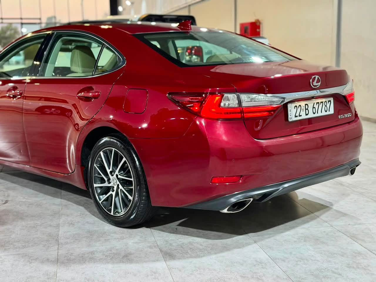 ﷽
LEXUS ES350 2016
◽️ليگزز ES 350 موديل 2016 فول مواصفات
🔹لون مميز ( ماروني ) 
        ~~~~~~~~~~~~~~~~~~~~~~~~~~~~~~~~~
مكان🌇: سليماني               
سعر💵: 158$🔐
 ☎️موبايل / ***********
       ***********
        ~~~~~~~~~~~~~~~~~~~~~~~~~~~~~~~~~
◽️محرك V6 3.5L سته سلندر
🔹گير و محرك بشرط مامفتوح ✅
بدون صوت بدون صرف و خلل بشرط فحص
🔹ماشيه 80 الف حقيقي📦✅

▫️بيها {{ بنيد و نص قبغ جنتة صبوغ }} بدون داخل❌
🔹سيارة جديد حيل حيلوة نضيفة📦

◽️مواصفات
{{ بصمة - فتحة - داخل بيجي و قهواي  - رادار أمامي و جانبي   - كشنات جلد - كشن تتفيىة و تبريد - كشن و ستيرن كهربا - كشن خزن  - شاشة - ماوص - تبريد مركزي - نيزامي أيكو - نيزامي سبورت - لايت ليدو زينون - مراي شفت - ڤوليوم - بلاجكتور - بعد هواي مواصفات }}

◽️اربع تاير و ويل بيلادي جديد بدون مصروف
🔹نظافه ١٠٠٪؜ كامل سيرفس بدون نقص و بدون مصرف
🔹بسميً السنويه بشرط تحويل و خرامه
🔹سنوي و رقم و هزة كلها جديد
سياره مابيها دينار مصرف كامل من كل نواحي

نفسي يوم /تحويل و كاله حاظر
مكان / داخل سليمانيه🌆
        ~~~~~~~~~~~~~~~~~~~~~~~~~~~~~~~~~
