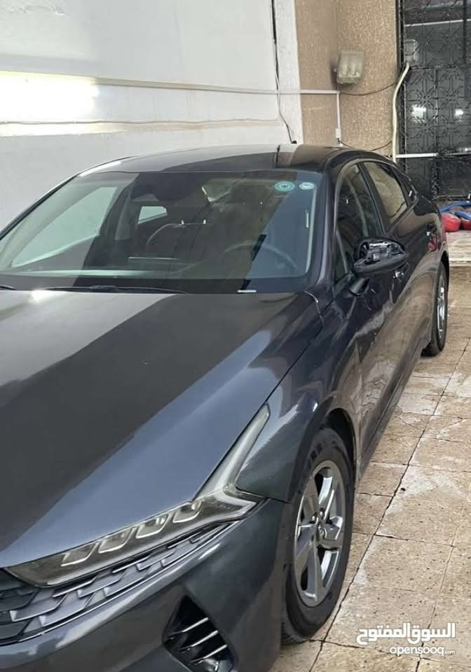 K5 LXS 2021 امريكي
محرك 1600 تيربو 

موصفات نص فول 

ماشية 140 الف 

بيها 4 قطع بدون شواصي ولا لغود 
المحرك مفتوح مجفت ومصلح وجاهز 

السعر : 12.200$ بيها مجال بسيط 

مكان السيارة بغداد المنصور  

***********

نص مكتوب في الصور:
- السوق المفتوح opensooq.com