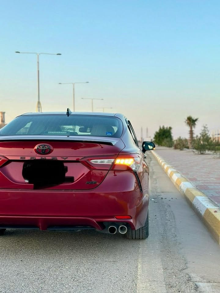كامري 2018 xse ستة سلندر V6
بدون ايرباك ماشية 110 الف
فول مواصفات اعلى شي بالكامري 
سماعات jbl داتاشو خمس كامرات
حادثها موجود بالصور
السعر 165$
رقم واتس ***********
