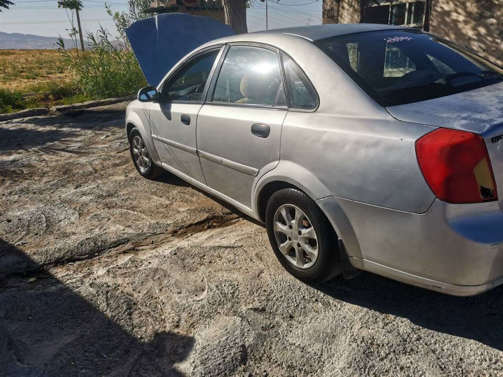 شوفرلت ٢٠٠٤ كير مكينه سقفو حزام بشرت ارم بلاستيك سنوي بشرت سعر٣٨ كم معامله  *********** *********** ناو نشان هرير أربيل, العراق
