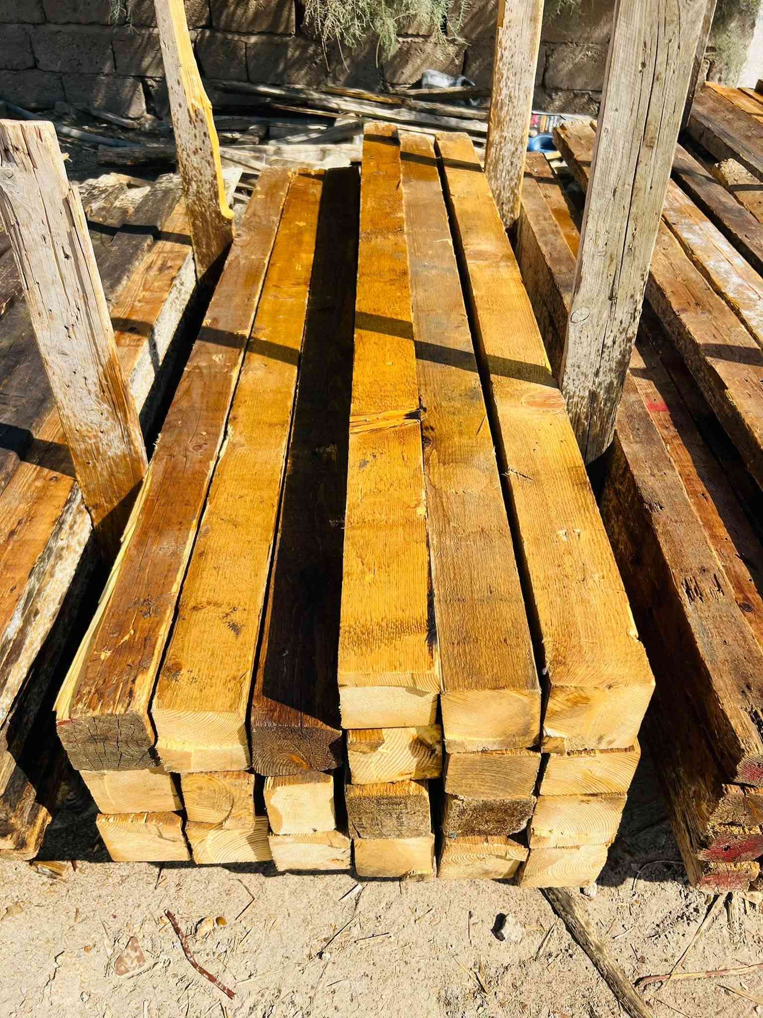 قالب لبيع يدك ١٠٠ متر انج تارس السعر مناسب ***********
