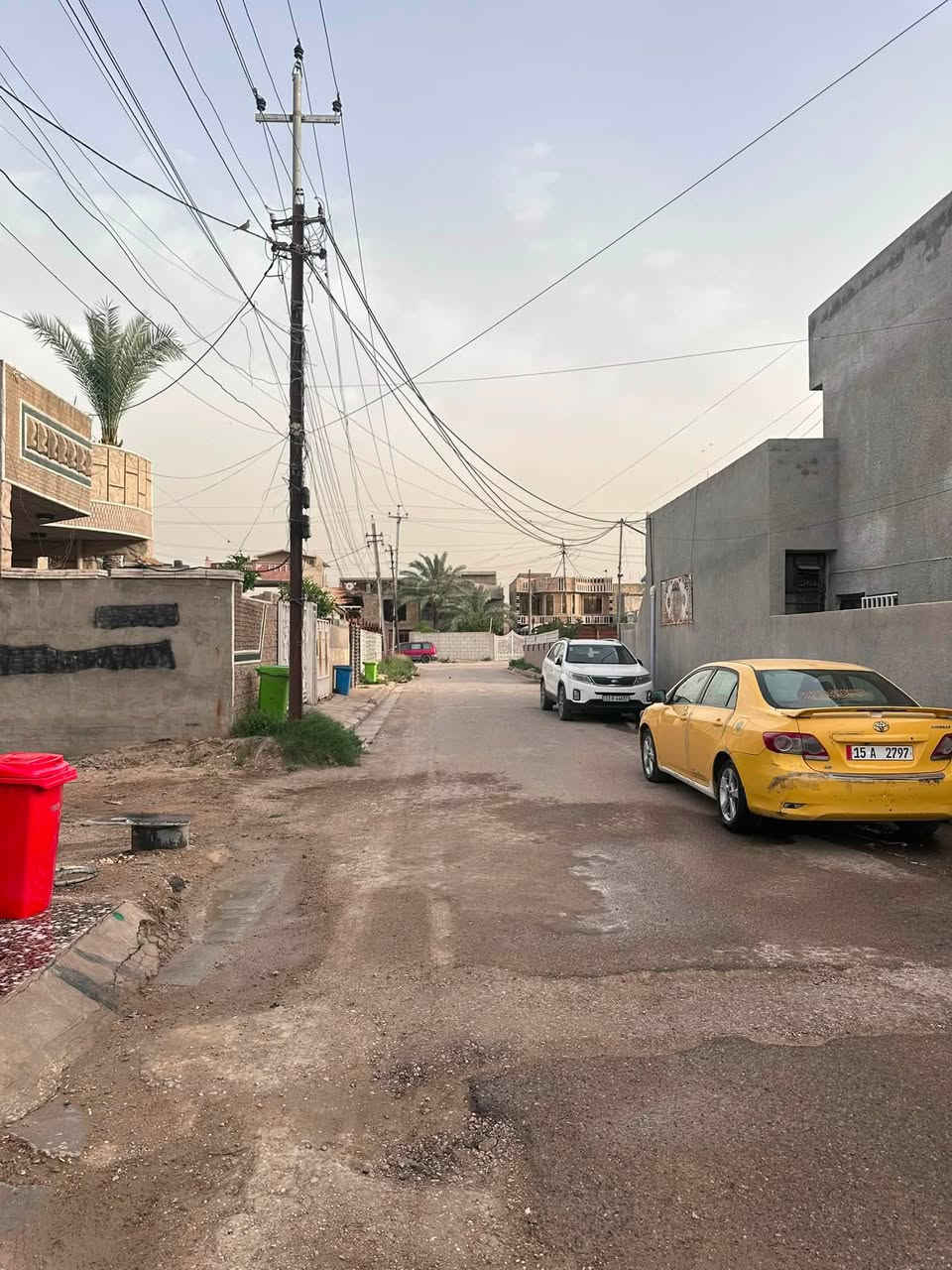 قطعه ارض للبيع مساحه 175.الواجهة 7.نزال 25 طابو صرف .المكان الزعفرانيه السده.الأستفسار اتصل ع الرقم***********@إشارة
