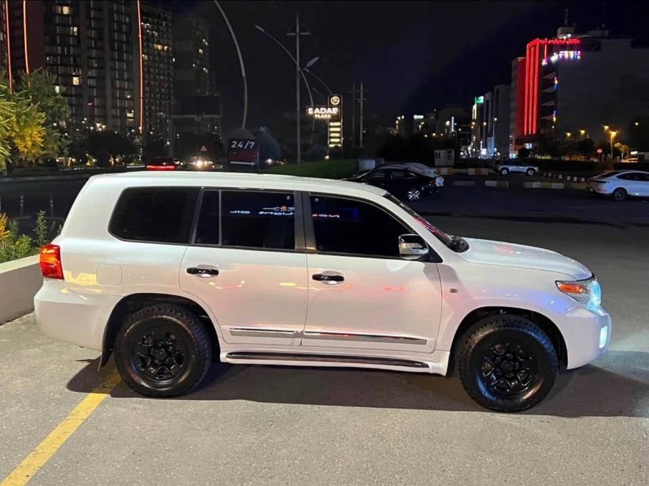 land cruiser 2010 gx بۆ فرۆشتن
گێر و مەکینە بەشەرتە نەکراوەتەوە
سەیارەکە کلینە
سەلاجەیە
300هەزار ڕۆیشتوە
تەبرید مەرکەزی
موافەقەی جام ڕەشی بۆ کراوە
تایە و ویل سفڕ سفڕە
رقم و سنوی نوێیە
سەیارەکە بێ مەسرووفە
کامل جائیزە
سعری3دەفتەر و مجالەکی کەم
شوێن هەولێر
رقم0️⃣7️⃣5️⃣0️⃣6️⃣1️⃣2️⃣6️⃣4️⃣7️⃣4️⃣ أربيل, العراق
