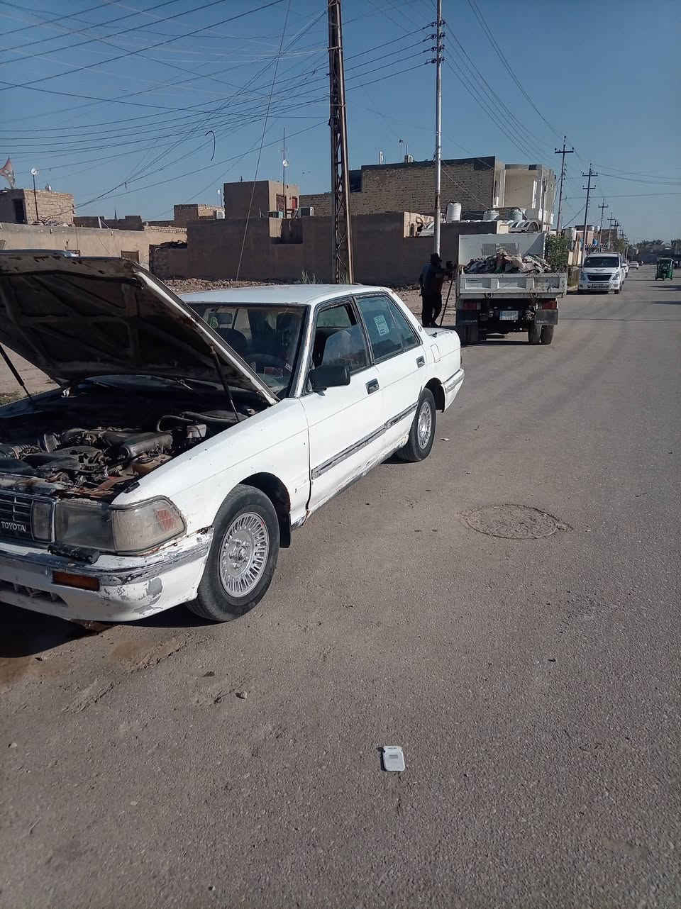 سلام عليكم سيارة سيدان البيع يسره بلاد مكينه وكير ثنين ونص نضاف تخم تاير نضيف سنويه الئ ٢٠٢٨ مكاني ذي قار النصر سعرها ٢٢ وبيها مجال رقمي ***********
