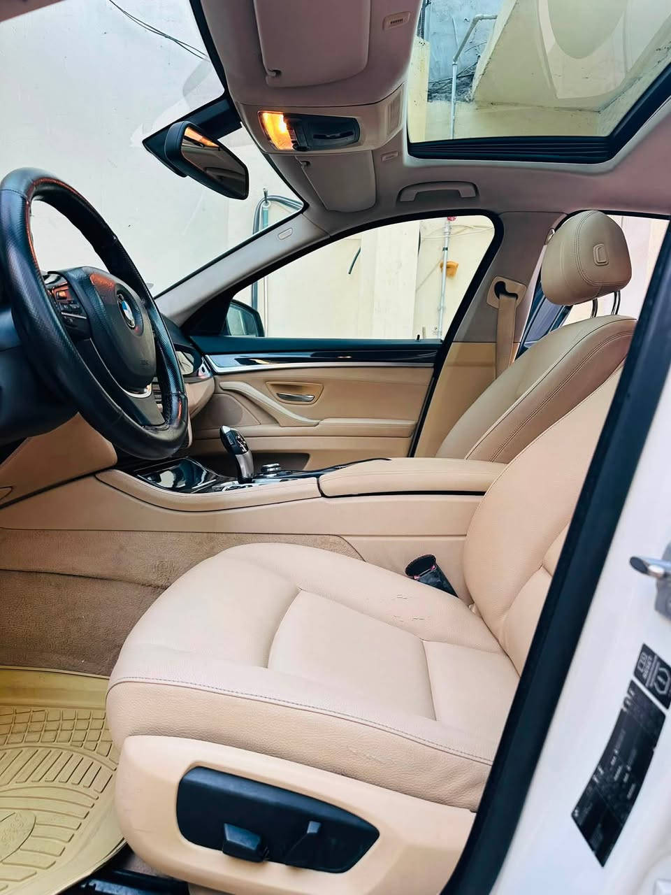 BMW_F10 2014

-------------------------------------
#السعر : 178 💵وبيه مجال بسيط
‏
#رقم الهاتف : ***********

#رقم السيارة : اربيل

#مكان السيارة : واسط/الزبيديه
-------------------------------------

السلام عليكم 
للبيع فقط F10 موديل 2014حجم 528 سيارة وارد خليجي وكاله العروش مكفوله كفاله عامه والسياره جديده ماشيه147 
موصفات
1-بصمة + ترحيب 
2-محرك 🚀+كير كوبرا 8 نمر⚙️ مكفولات
3- 5 بردات 
4-تبريد قطعتين  ❄️
5-سلايت ⚔️
6-مراية داخلية+ الجانبية عاكسة⚔️
7-تحكمات ستيرن ⚔️
8-مري شفط 📱
9-فان منفصل 💨
10-داخل بيجي  ⚔️
11-شاشة اعطال🖥
12-شاشة صغيرة 💽 
13-نظام قيادة طبيعي + سبورت + سبورت بلص ⚔️
14_بردة كهرباء
15-حساسات  امامية خلفية 🔥
16-ويل + تخم تاير جديد   ⚔️
17-صدر امامي خلفي جديد⚒
18-سايد بريك كهربائي 
19-انارة ترحيب خارجية 💡
20-لايت اوتو 
21-اوتو هولد 

-------------------------------------
