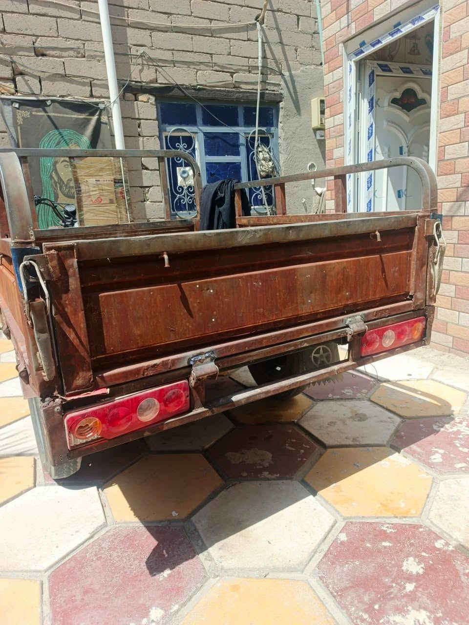 السلام عليكم ستوته كلك للبيع مقفوله عشائر مكان ذي قار سعر 750 بيها مجال ***********

