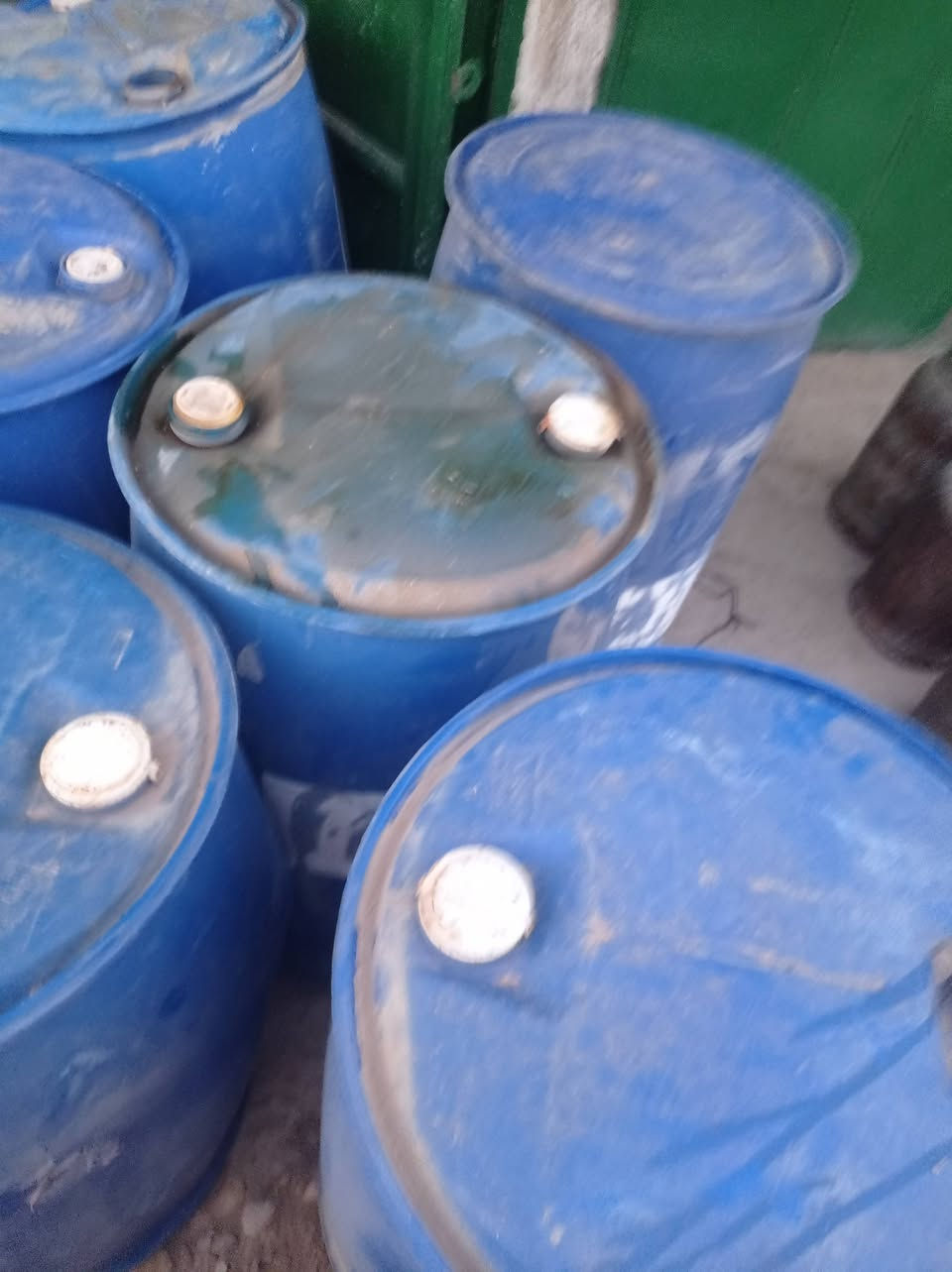 يوجد جلكانات و تانكيات بأسعار مناسبة الاتصال ***********
