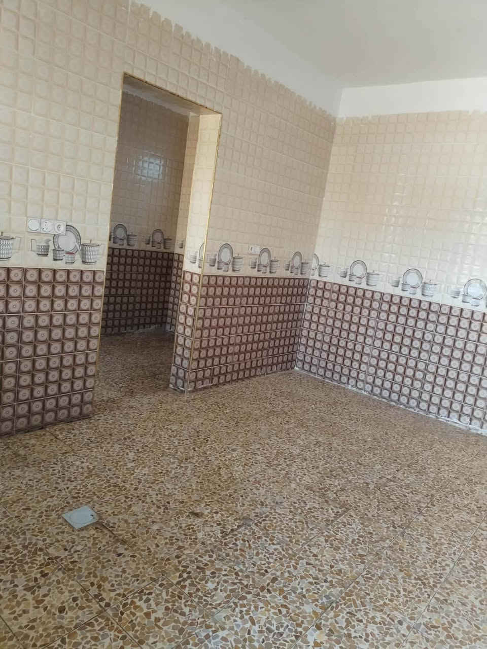 القوسيات • ٤٠٠م • واجهه ١١م