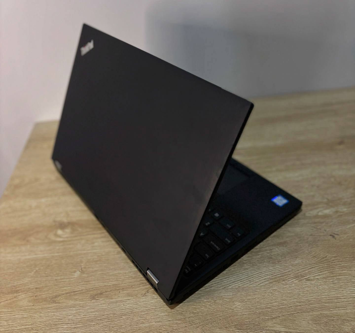 السلام عليكم
عندي لابتوب بالمواصفات التالية :

CPU : Intel core i5 8th H .
GPU : NVIDIA P1000 = GTX 1050Ti .
RAM : 16GB DDR4 .
ROM : 512GB NVME .
DISPLAY : 60.01 Hz .

رايدها بسعر 520 و بيها مجال للشراي .

التواصل على هذا الحساب أو على هذا الرقم 
*********** / عبدالله .

ملاحظة اللابتوب نضيف و استخدامه قليل + مع شاحنته الأصلية . 
#pcgaming #pc #laptop #gaming #GamingLaptop
