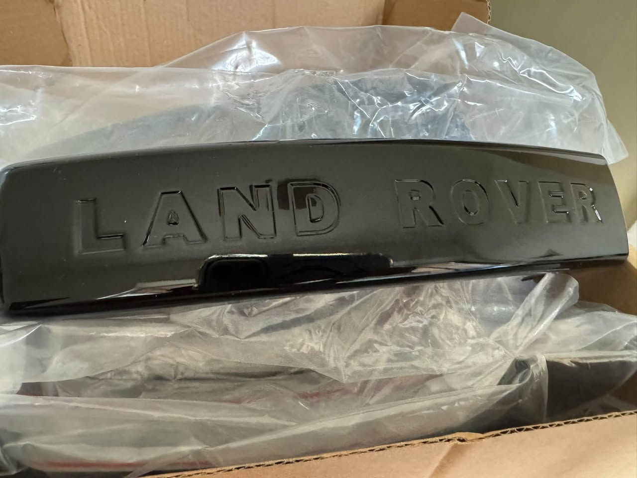 السلام عليكم عندي كفرات مال يدات طلعت بالامزون LAND ROVER الي يريدهن ينطي سعر موديل من ٨ الى ٢٠
مكاني بغداد الشالجيه
