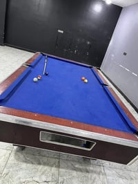 ميز جكوار • نضيف