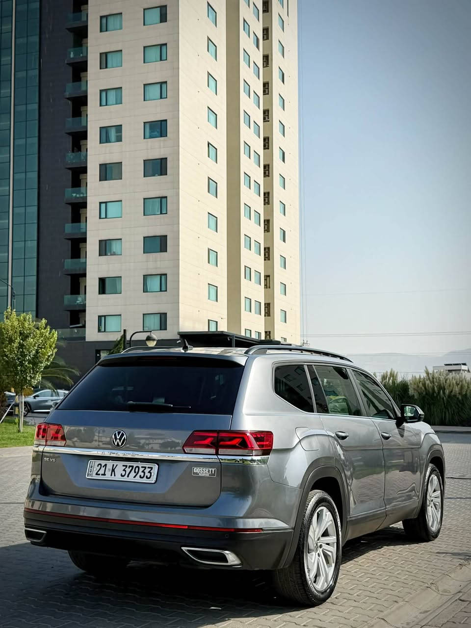 Volkswagen Atlas SE 2021
حجم المحرك 6 سلندر 3.6
عداد المسافة 50 الف فقط
ضرر :   باب يمين فقط مبدل بيلادي بدون صبغ سياره
بصمة تشغيل
‎بصمة أبواب
‎تشغيل عن بعد (Remote Start)
صندوق شفط كهربائي
‎رادار أمامي (تحديد مسار)
‎رادار جانبي (نقاط عمياء)
‎رادار خلفي (تحذير من الاصطدام)
كاميرات محيطية 
‎سستم سماعات Harman cardon
تحكم وضعيات القيادة Drive Modes 
تبريد مركزي لمس

كشنات جلد+كشنات كهرباء كشنات هيتر
كشنات خلفي هيتر
‎هاند بريك بصمة
Android Auto 
Apple Car Play 
‎مانع انزلاق+ABS
شحن موبايل واير ليس جارج
‎شاشة كبيرة لمس
‎حساسات خلفية+ كاميرا 
‎تحكمات استيرن
‎اوتو ستارت Auto start 
‎اوتو ستوب Auto Stop 
‎وبقية المواصفات المعروفة
‎‏‎ 
‎مکان سیارة  سليماني 📍
‎‏‎سیارة مرقم سليماني بسمي
‎‏‎‏‎للاتصال والاستفسار
***********📞
