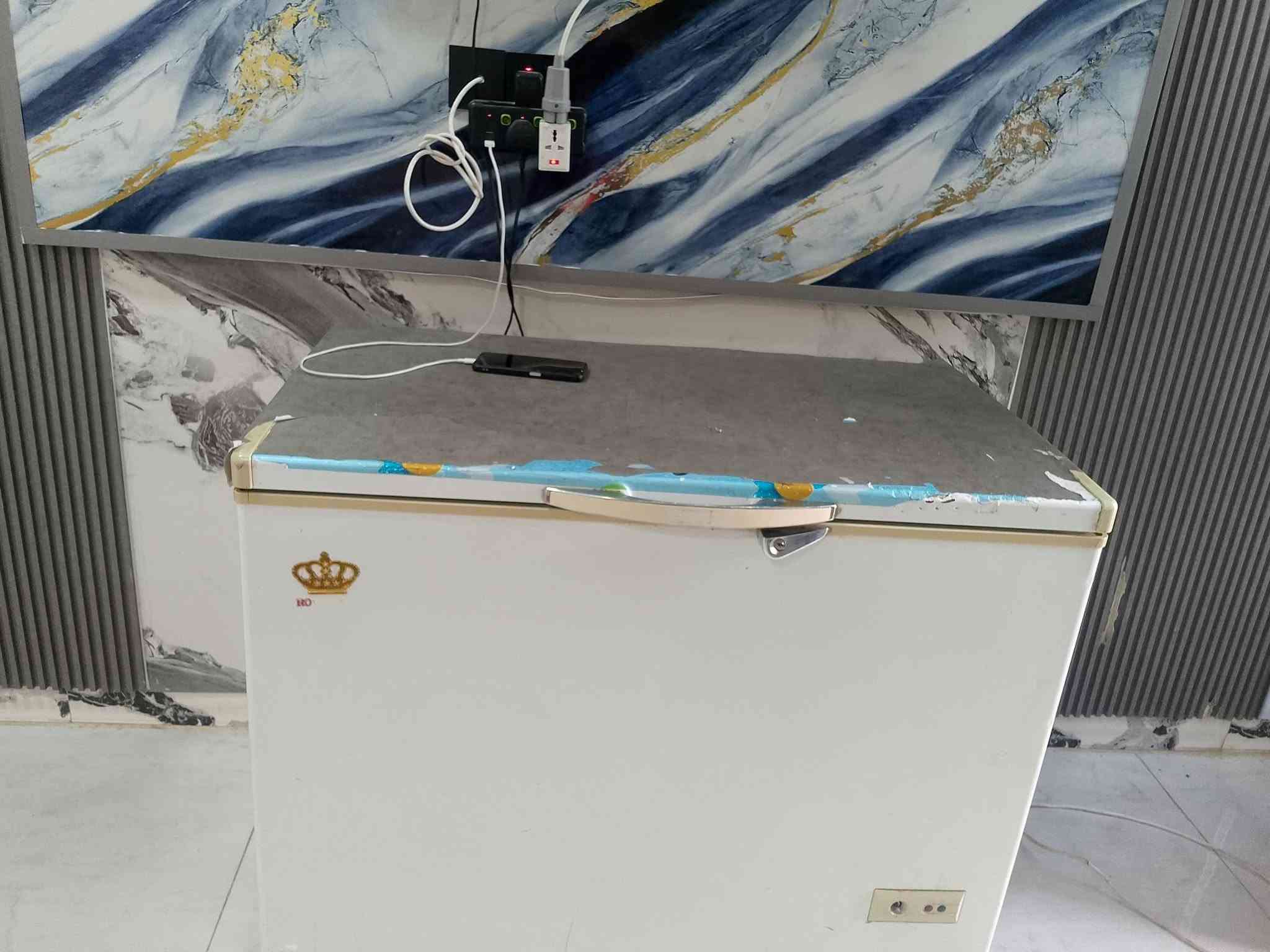غراض بيت للبيع كاونتر مترين ونص مستعمل سبوع ثلاجه 20قدم شرط بلادي مجمده 14قدم ميز طعام 6كراسي ويه شراي يدخل خاص اويتصل 🌹 ***********

