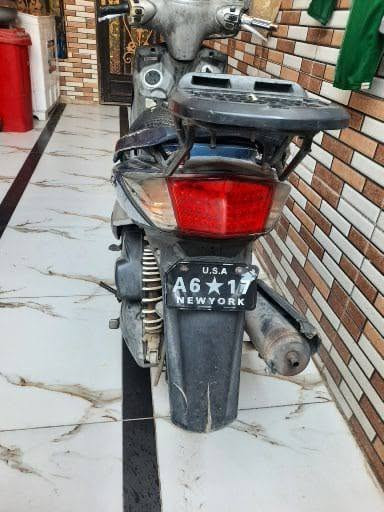 دراجة سكنس فحل نوزل ياباني  نكره سلف  وهندر شغال مفتوحه مجفته المكينه لسعر 400وبيه مجال للشراي

***********

